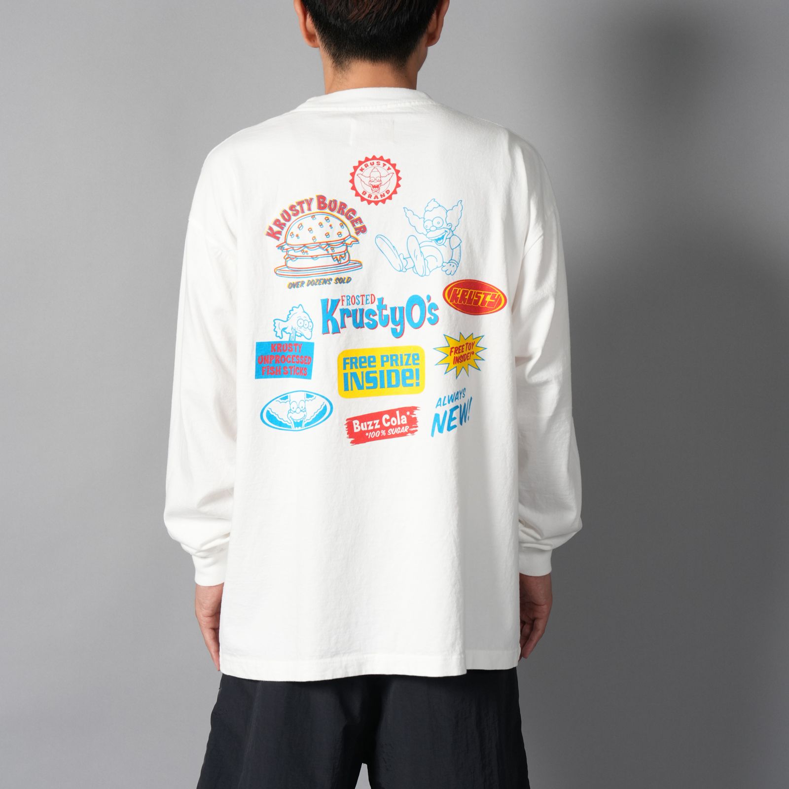 【コラボ】EU-MK8-0000-C028 / EU SP STICKER LS TEE / WHITE / ロンT・カットソー (ホワイト)