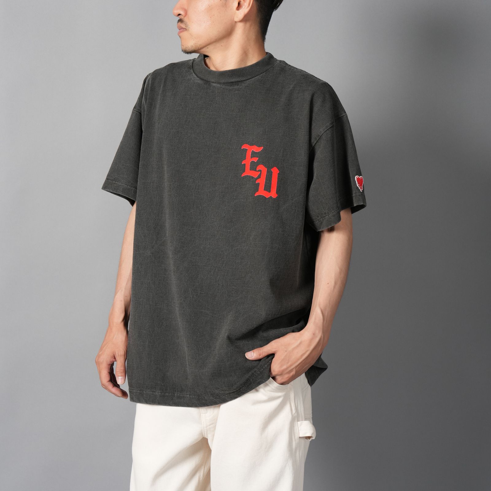 【コラボ】EU-HR1-0000-C04 / EU LOGO CL SS TEE / Tシャツ(ブラック)