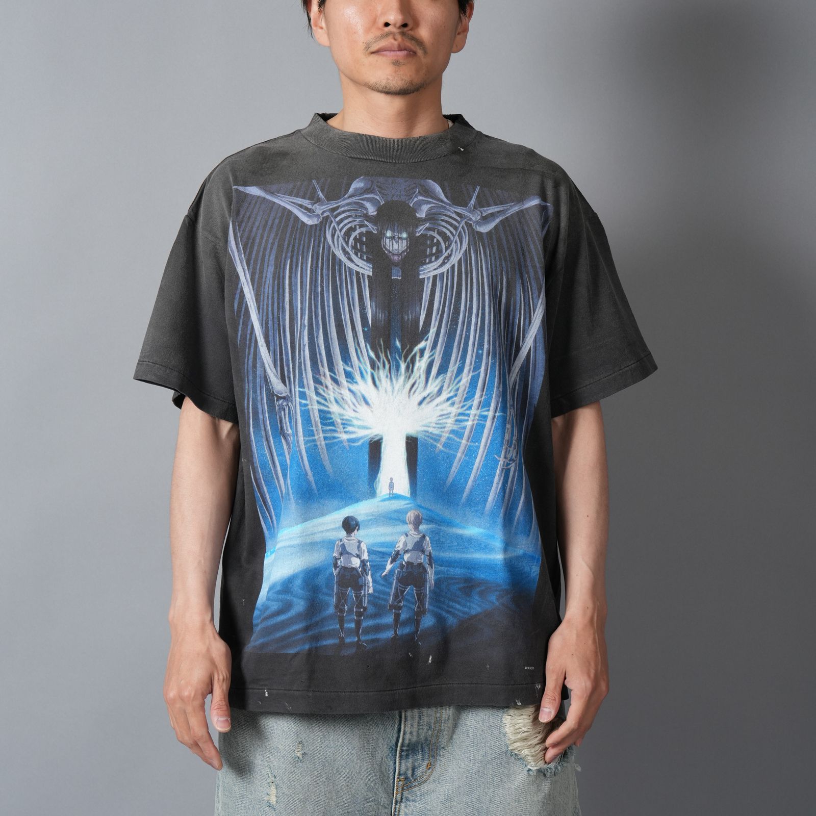 【ラスト1点】【コラボ】SM-MK8-0000-C77 / AOT_SS TEE / ATTACK ON TITAN BLK / Tシャツ (ブラック)
