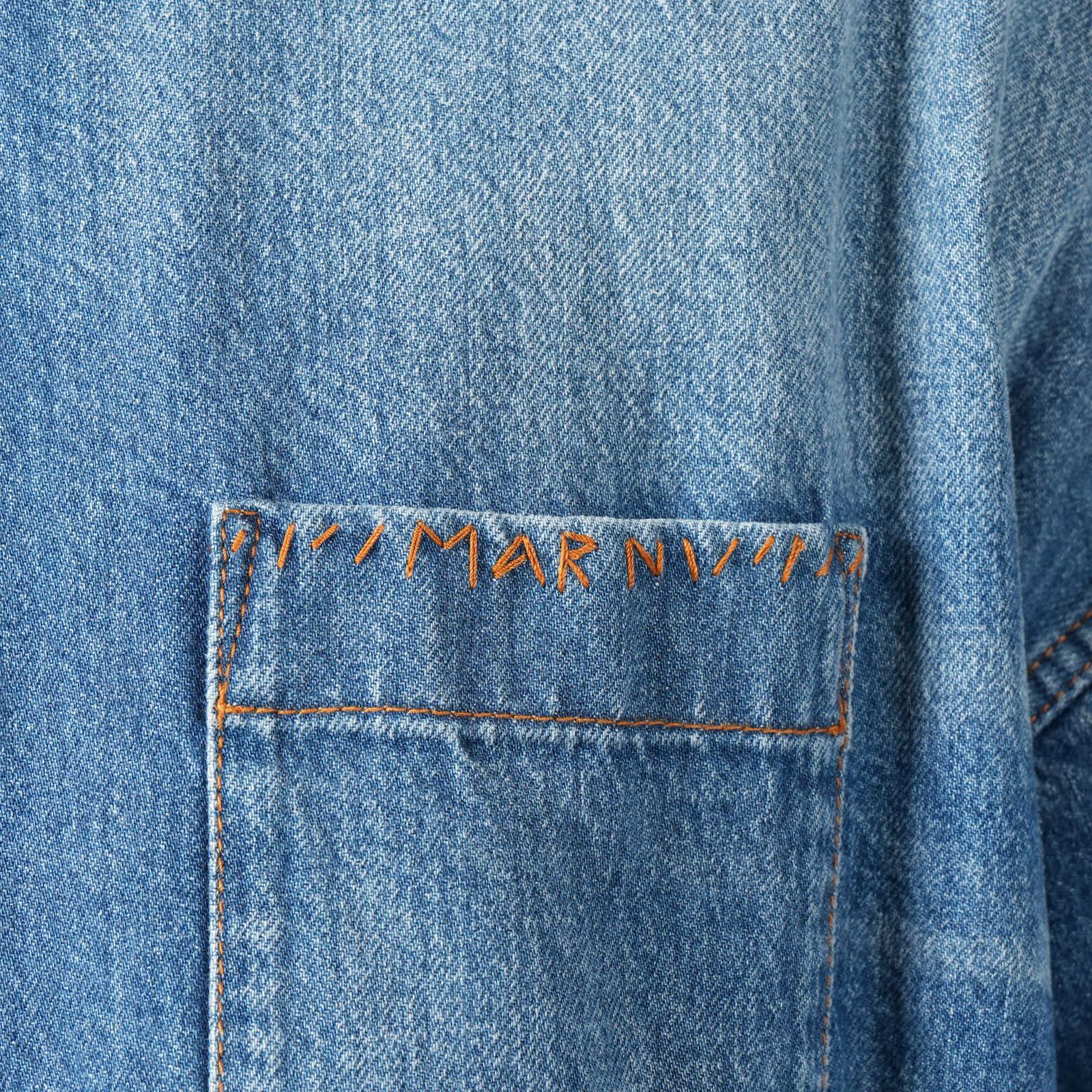 STONE WASHED ORGANIC BLUE DENIM / デニムシャツ (アイリスブルー)