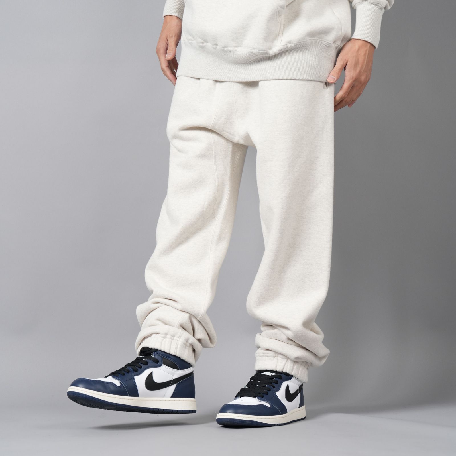 【ラスト1点】EMBROIDERED SWEAT PANTS "LASTMAN" / スウェットパンツ (オートミール)