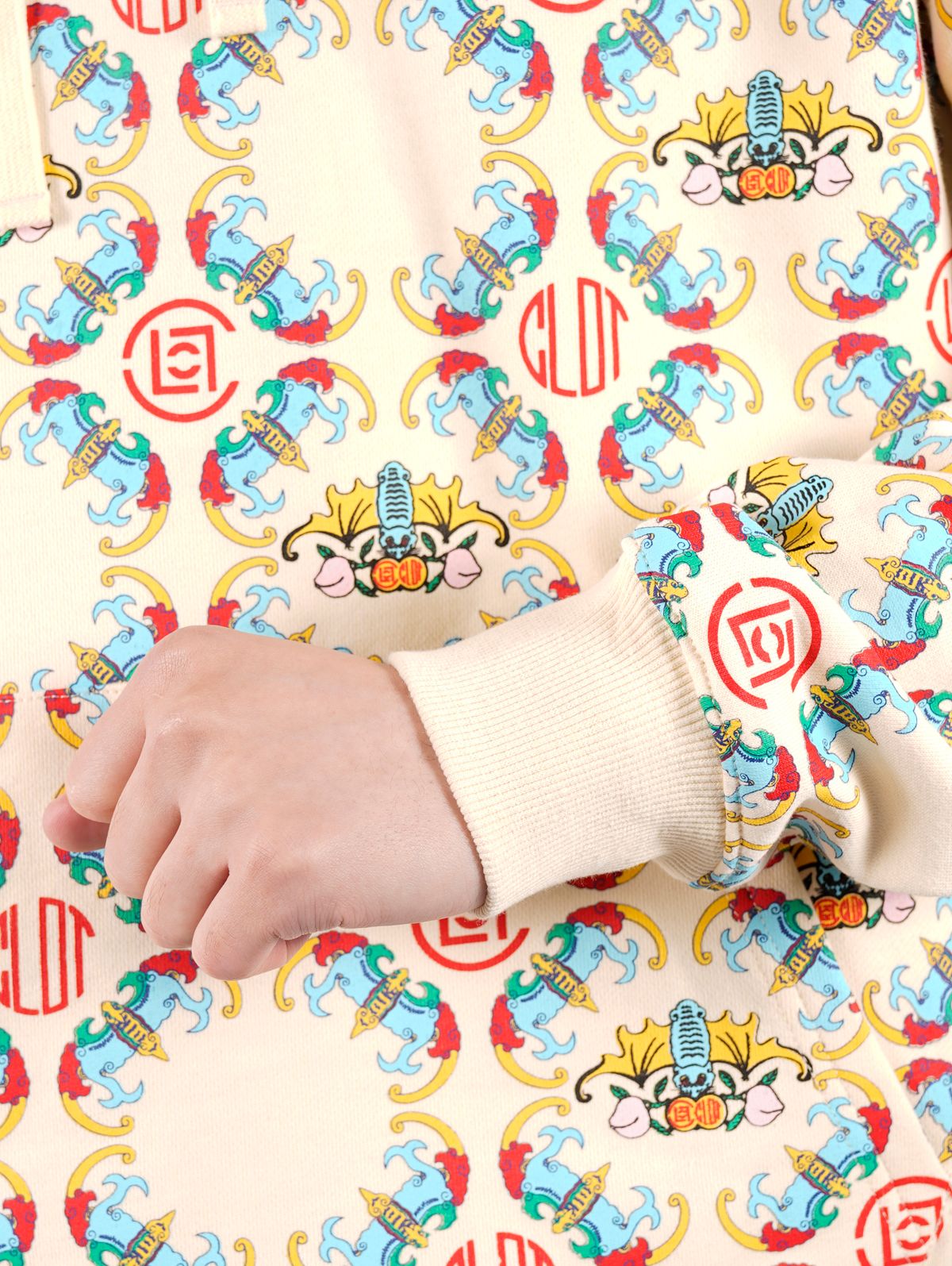 ラスト1点 / CHINESE PRINT HOODIE / チャイニーズ プリントフーディー (クリーム)