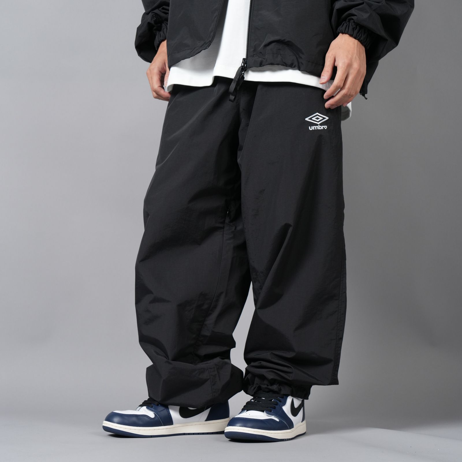 BASICKS - 【ラスト1点】【限定】BASICKS X UMBRO NYLON TRACK JACKET & NYLON TRACK  TROUSER / ナイロントラックジャケット / ナイロントラックパンツ / セットアップ (ブラック) | Confidence