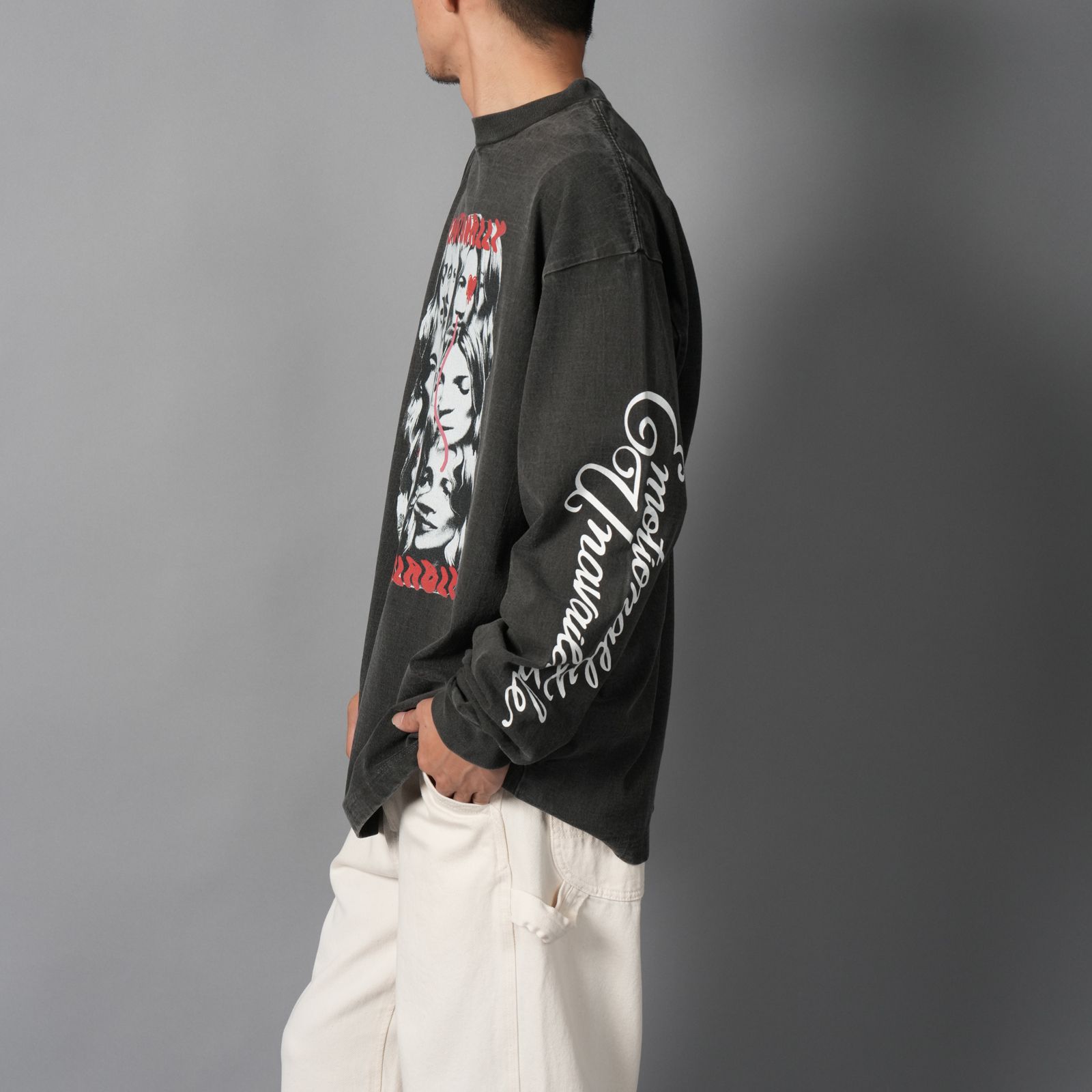 【コラボ】EU-HR1-0000-C11 / EU BG COLLAGE LS TEE / ロンT・カットソー (ブラック)