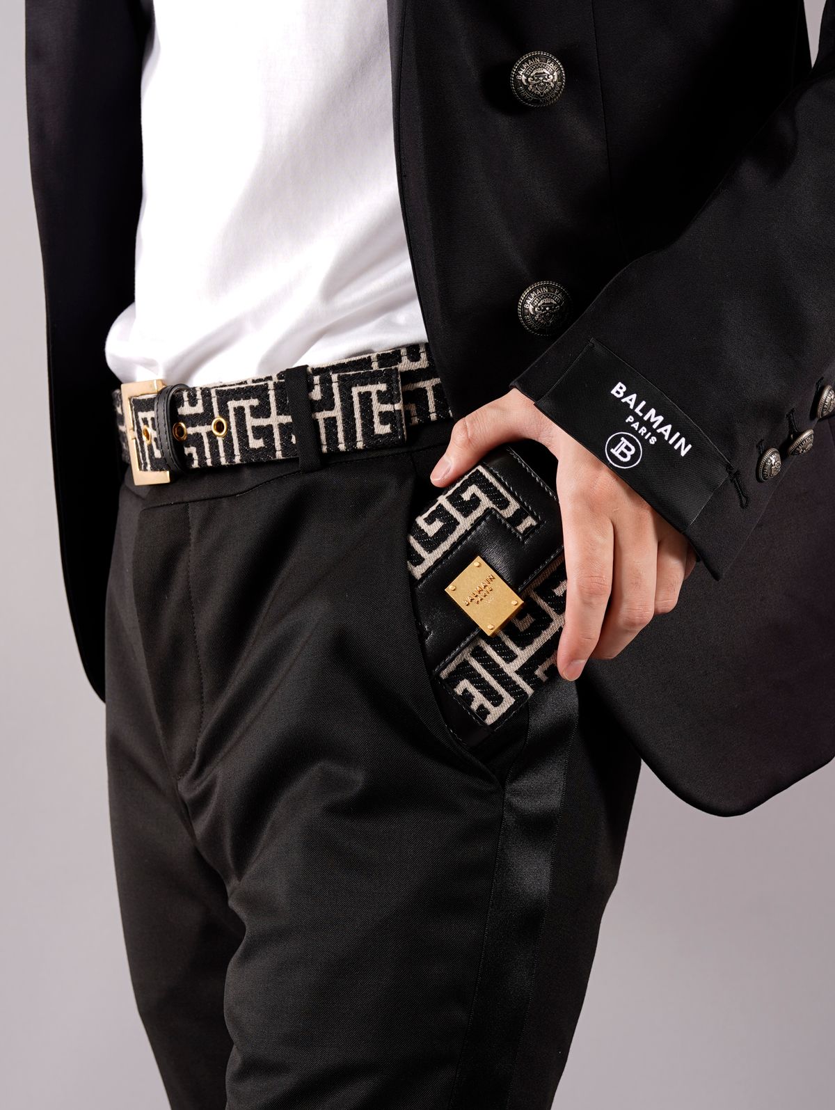 BF1 1945 FLAP COMPACT WALLET-MONOGRAM / モノグラム ジャカード コインポーチ (ミニ財布) / ブラウン / カーフスキン / 定番商品 / メンズ