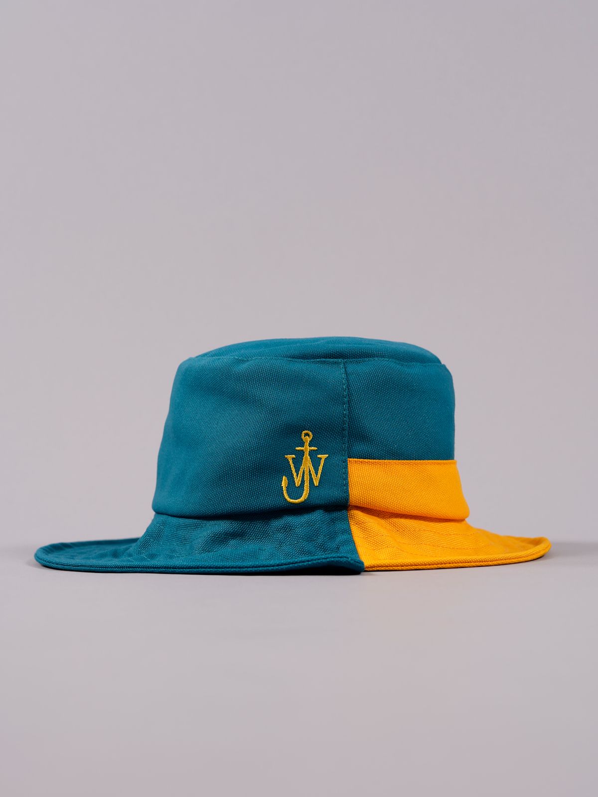 JW ANDERSON - ASYMMETRIC BUCKET HAT / アシンメトリー バケット