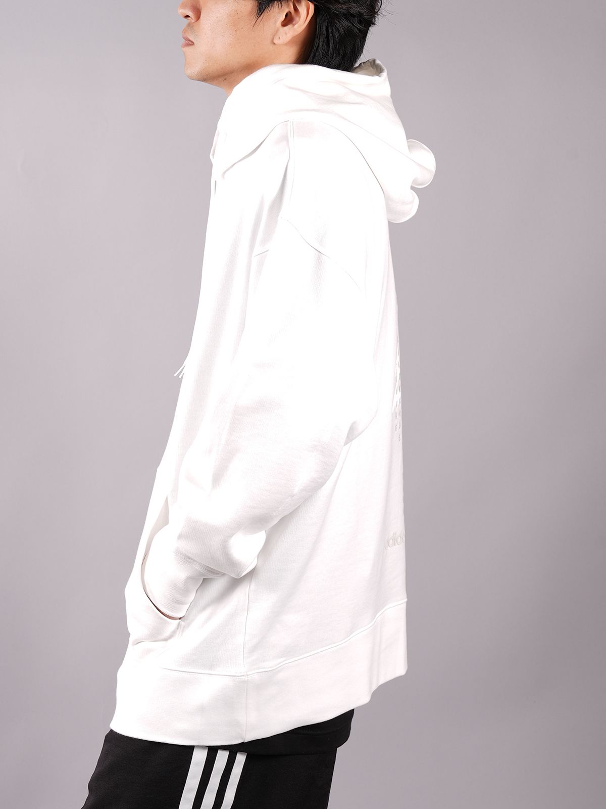 【ラスト1点】U CH1 LOGO HOODIE  / ユニセックス チャプターワン ロゴフーディー (ライトホワイト)