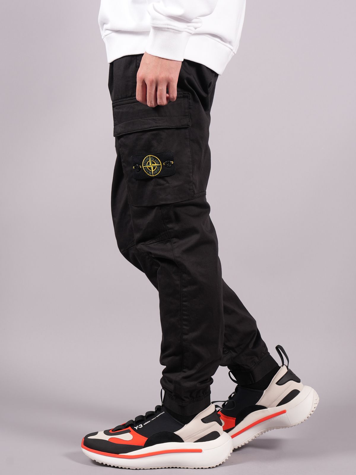 Stone Island 20SSストレッチ テーパード カーゴ パンツ