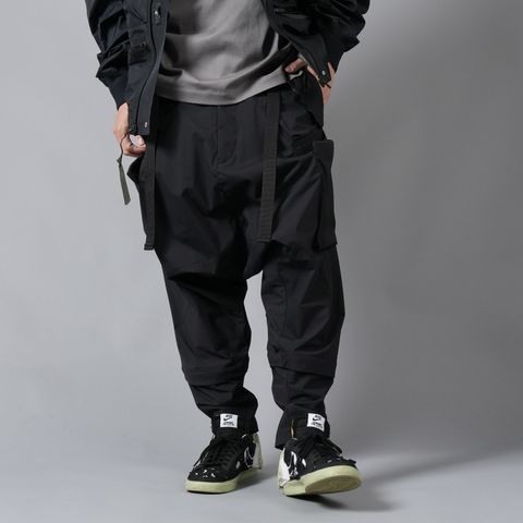 【ラスト1点】P30A-E / Encapsulated Nylon Articulated Cargo Pant / ナイロン カーゴパンツ / パンツ  [ウルトラワイドフィット](ブラック)