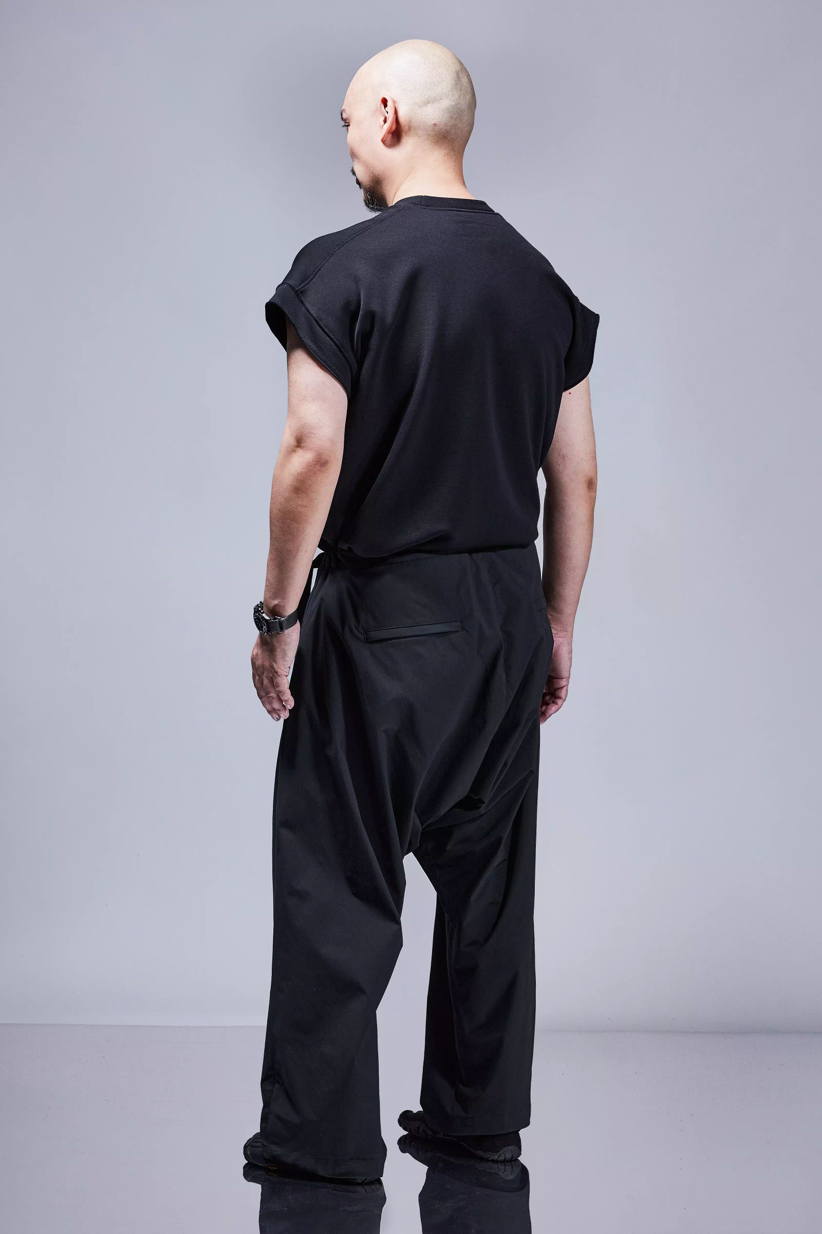 【ラスト1点】P30BL-E / Encapsulated Nylon Ultrawide Drawcord Trouser Gen. 1 / ナイロン ウルトラワイド ドローコード カーゴトラウザー [ウルトラワイドフィット](ブラック)