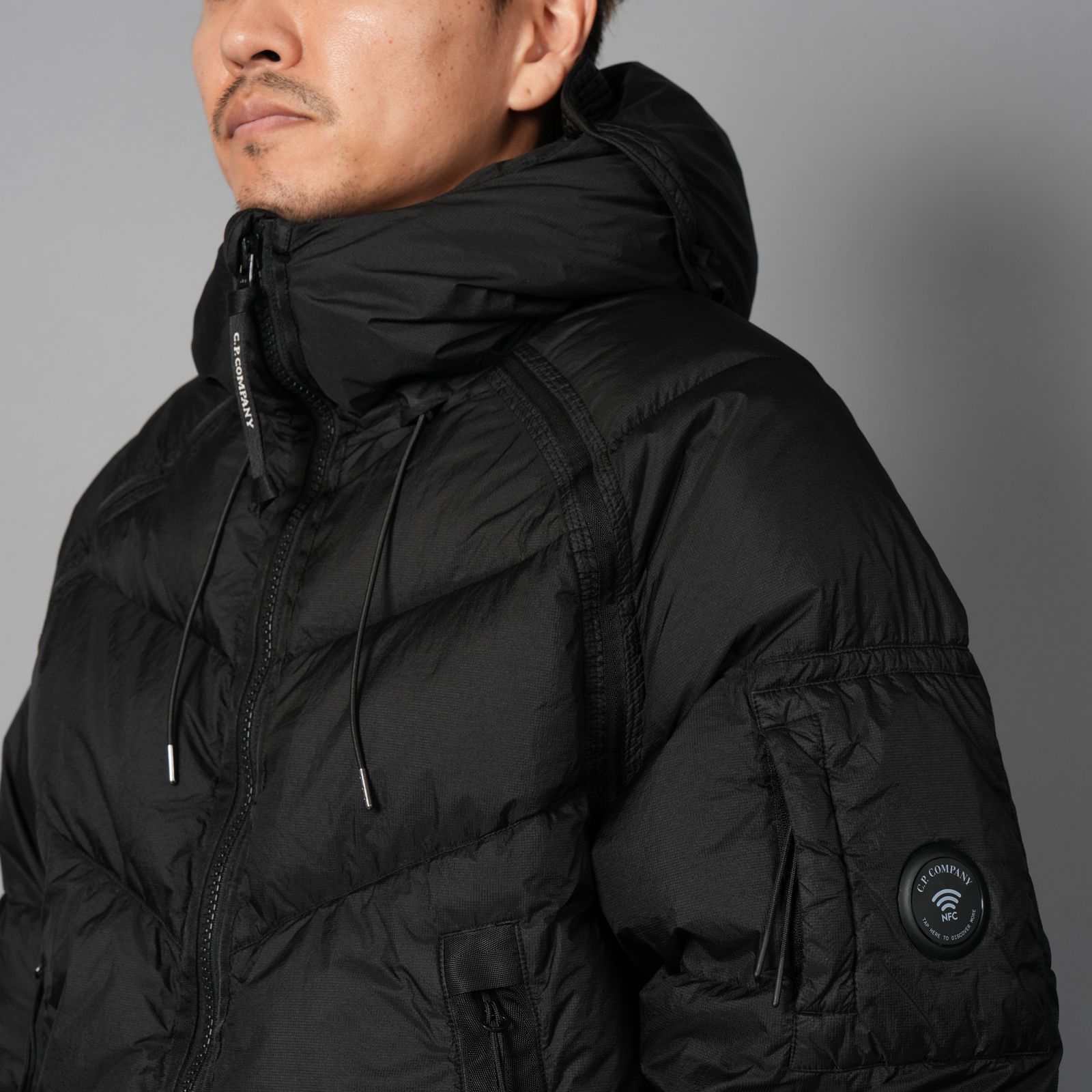 Down Shield Lens Hooded Puffer / ダウンシールド レンズ フーデッド パファー / ダウンジャケット (ブラック)