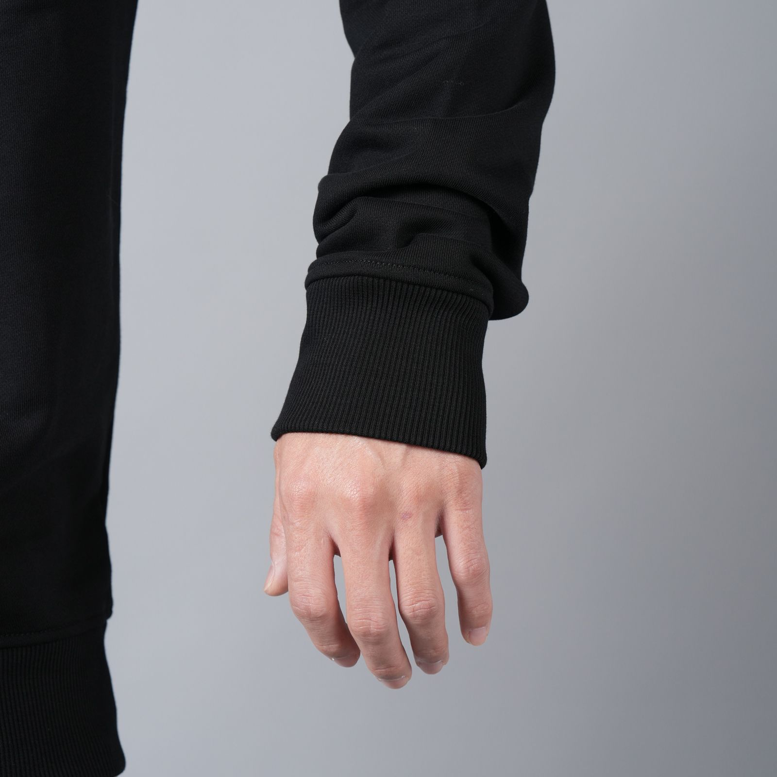 BALMAIN☆Balmain Medaille刺しゅう入り スウェットシャツ Balmain Parisプリント スウェットシャツ - Men | BALMAIN