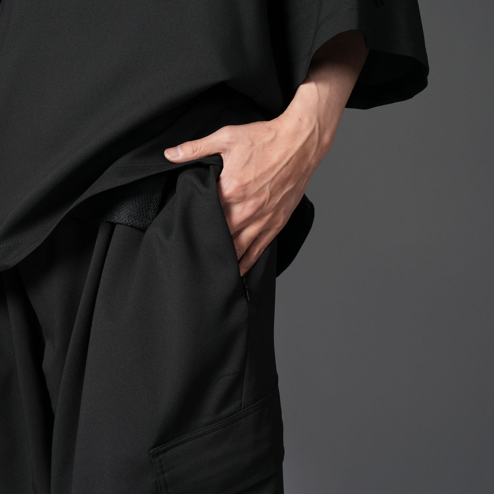 【GHOST】WOVEN WATER-REPELLENT TWO TUCK NINJA PANTS / ニンジャパンツ(ブラック)