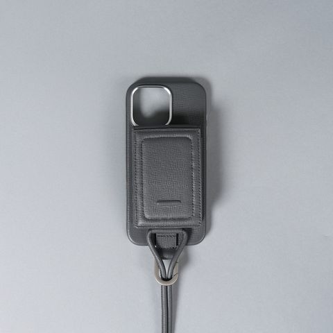 【再入荷】レザーストラップ付iPhoneアクセサリー - ウォレット (グレー) strapped-accessory-wallet objcts.io