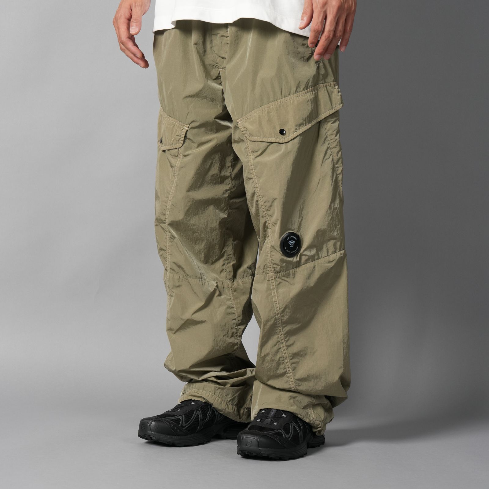 CHROME-R BOXY SEAMLESS CARGO PANTA / カーゴパンツ (フォールンロック)