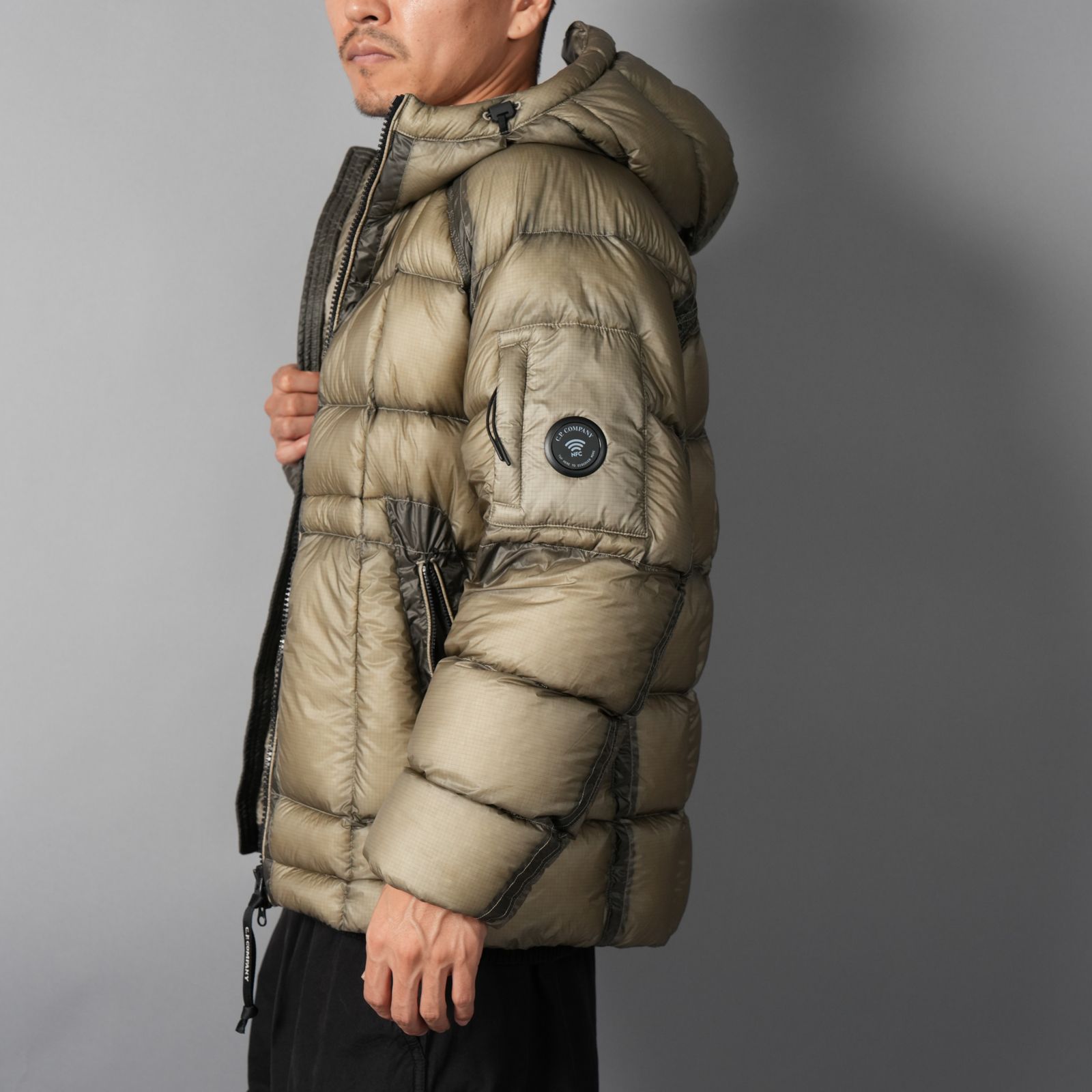 【残りわずか】D.D. SHELL HOODED DOWN JACKET / フーデッド ダウンジャケット (フォールンロック)
