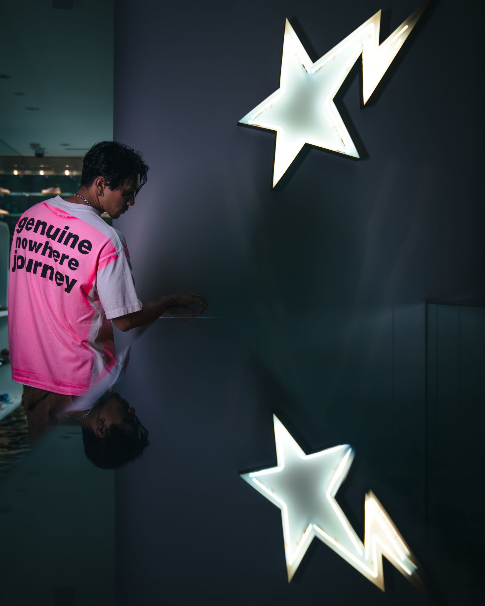 【残りわずか】【コラボ】SM-HR1-0000-C33 / BAPE_SS TEE / HANDPRINT / Tシャツ (ホワイト/ピンク)