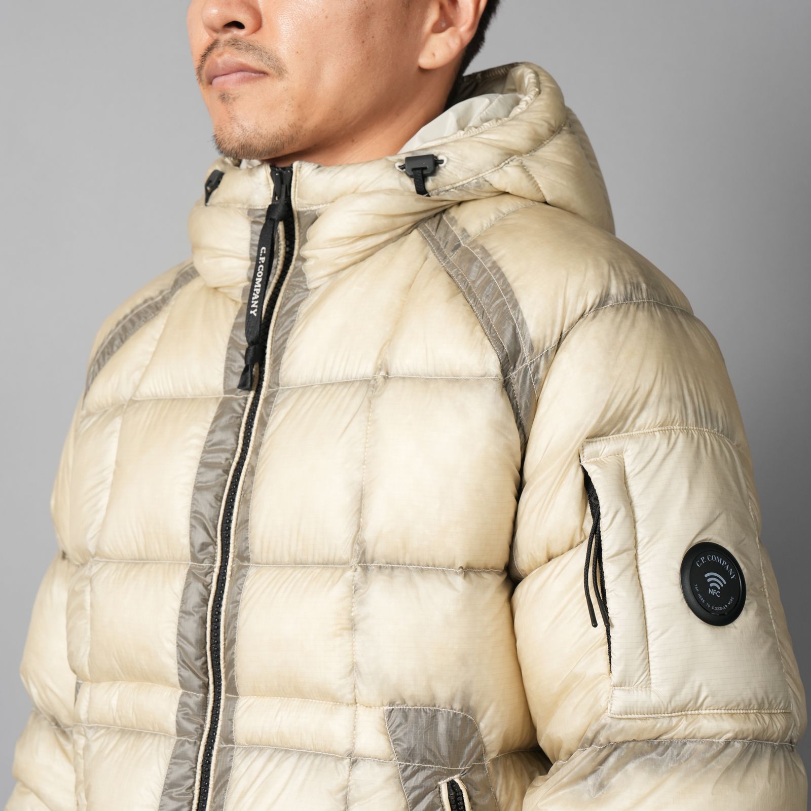 【残りわずか】D.D. SHELL HOODED DOWN JACKET / フーデッド ダウンジャケット (シルバーバーチ)