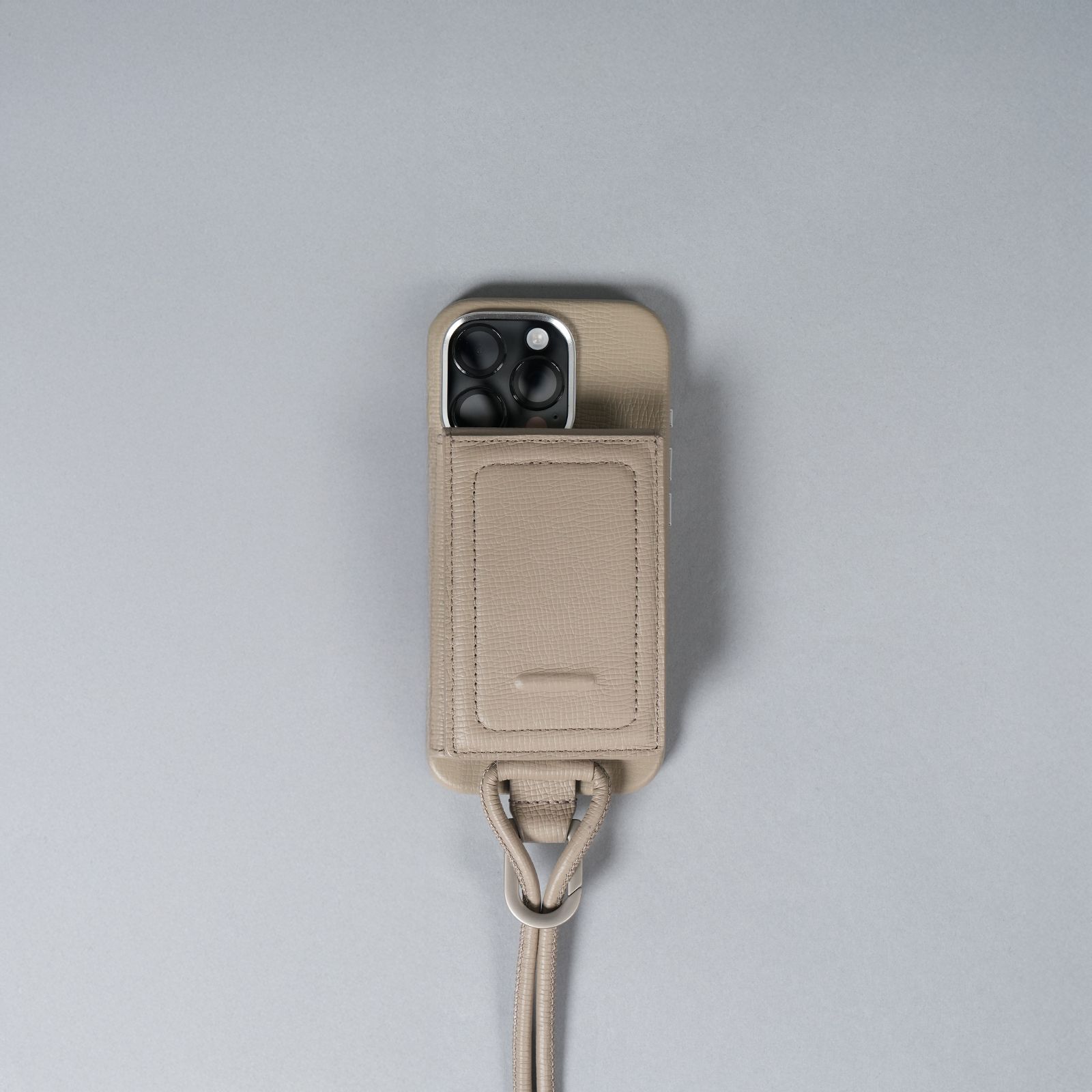 レザーストラップ付iPhoneアクセサリー - ウォレット (トープ)