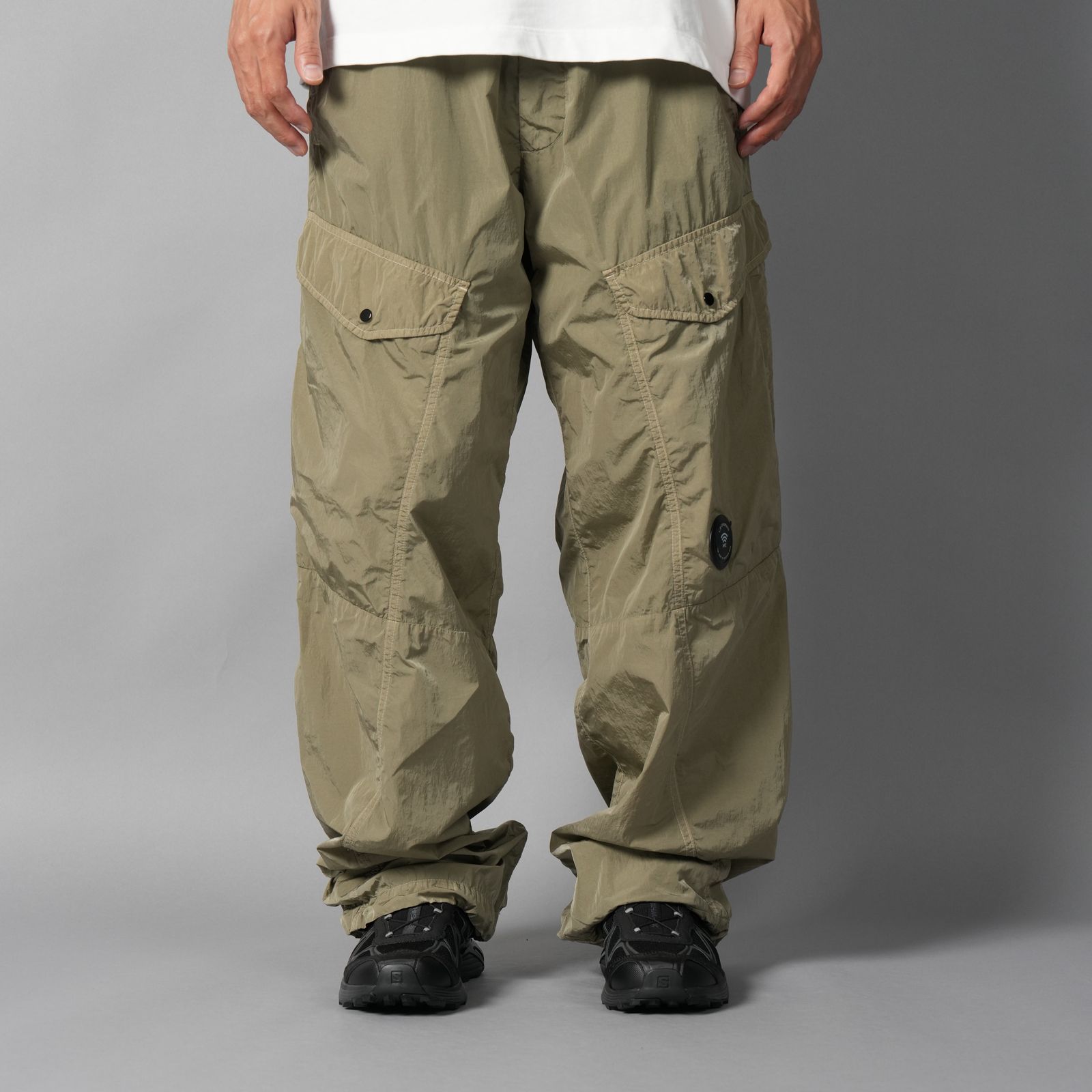 CHROME-R BOXY SEAMLESS CARGO PANTA / カーゴパンツ (フォールンロック)
