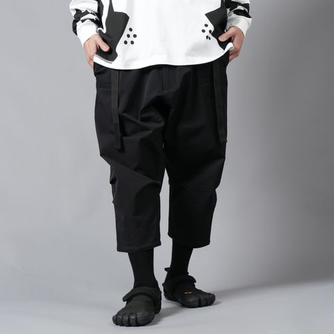 【ラスト1点】P17-DS / schoeller® Dryskin™ Web Belt Trouser Gen. 1.1 / ウェブ ベルト トラウザー / クロップドパンツ [WIDE FIT] (ブラック)