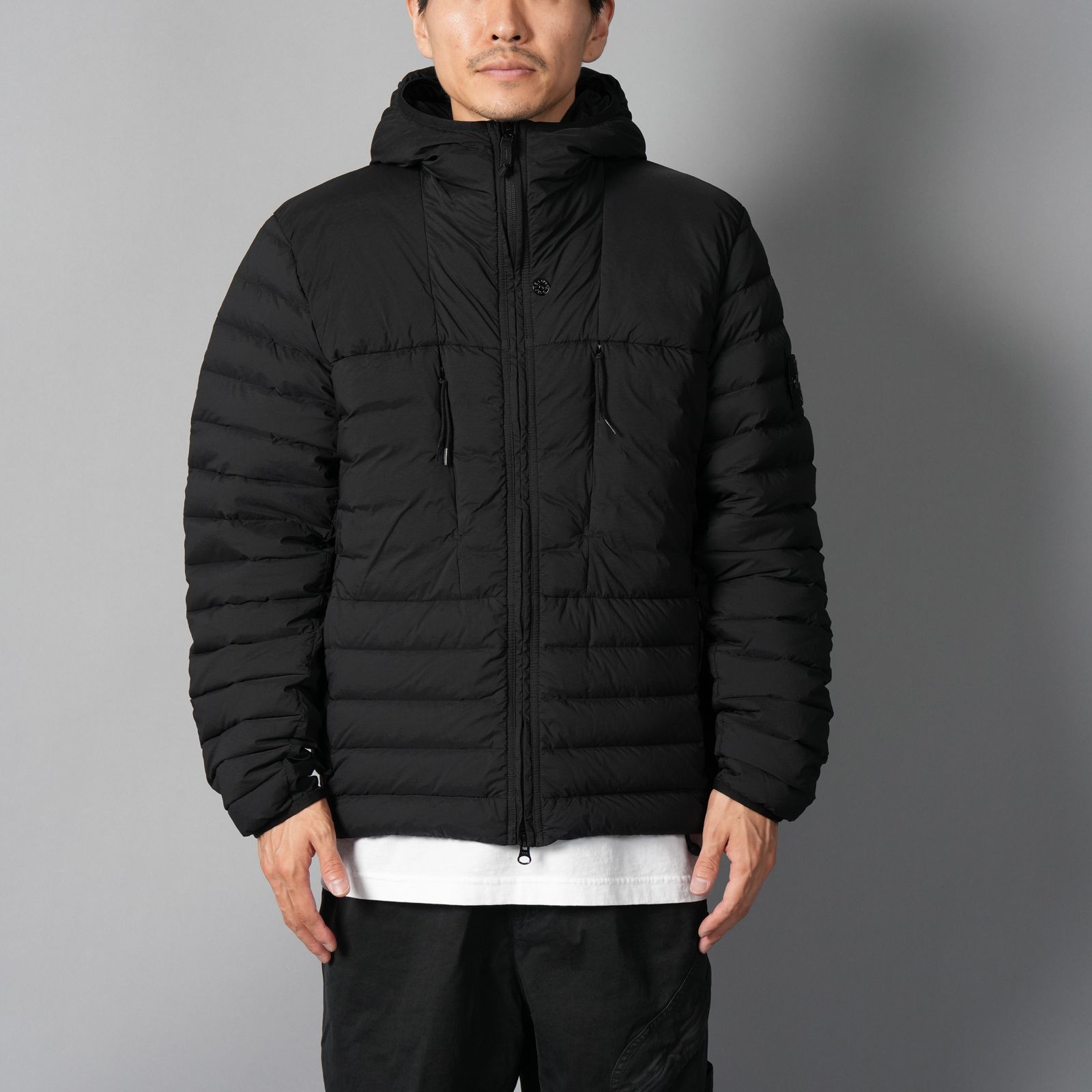 STONE ISLAND ブラック ブルゾン ガーメントダイ STONE ISLAND(ストーンアイランド) ガーメントダイナイロン