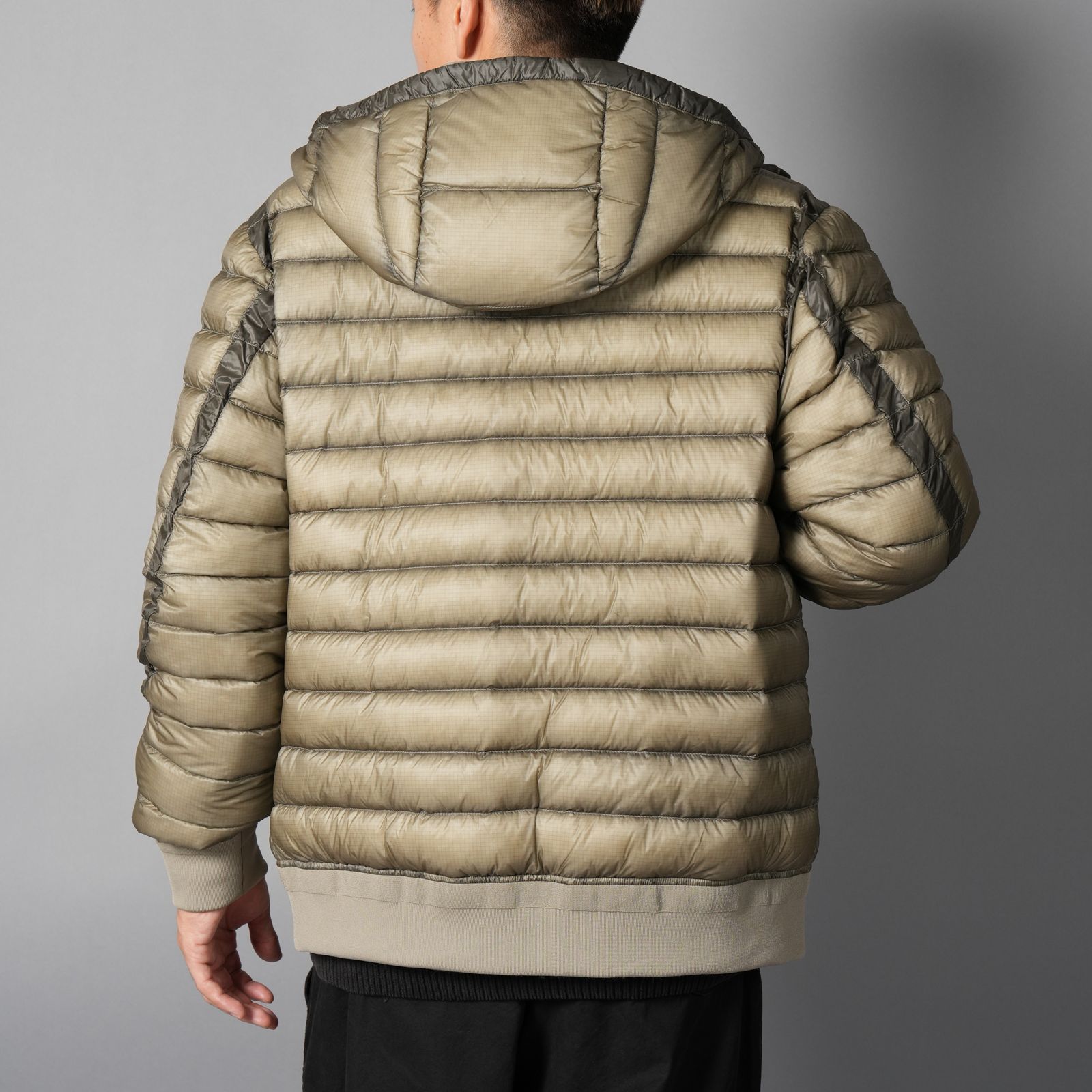 【残りわずか】D.D. Shell Hooded Lens Down Jacket / フーデッド レンズ ダウンジャケット (フォールンロック)