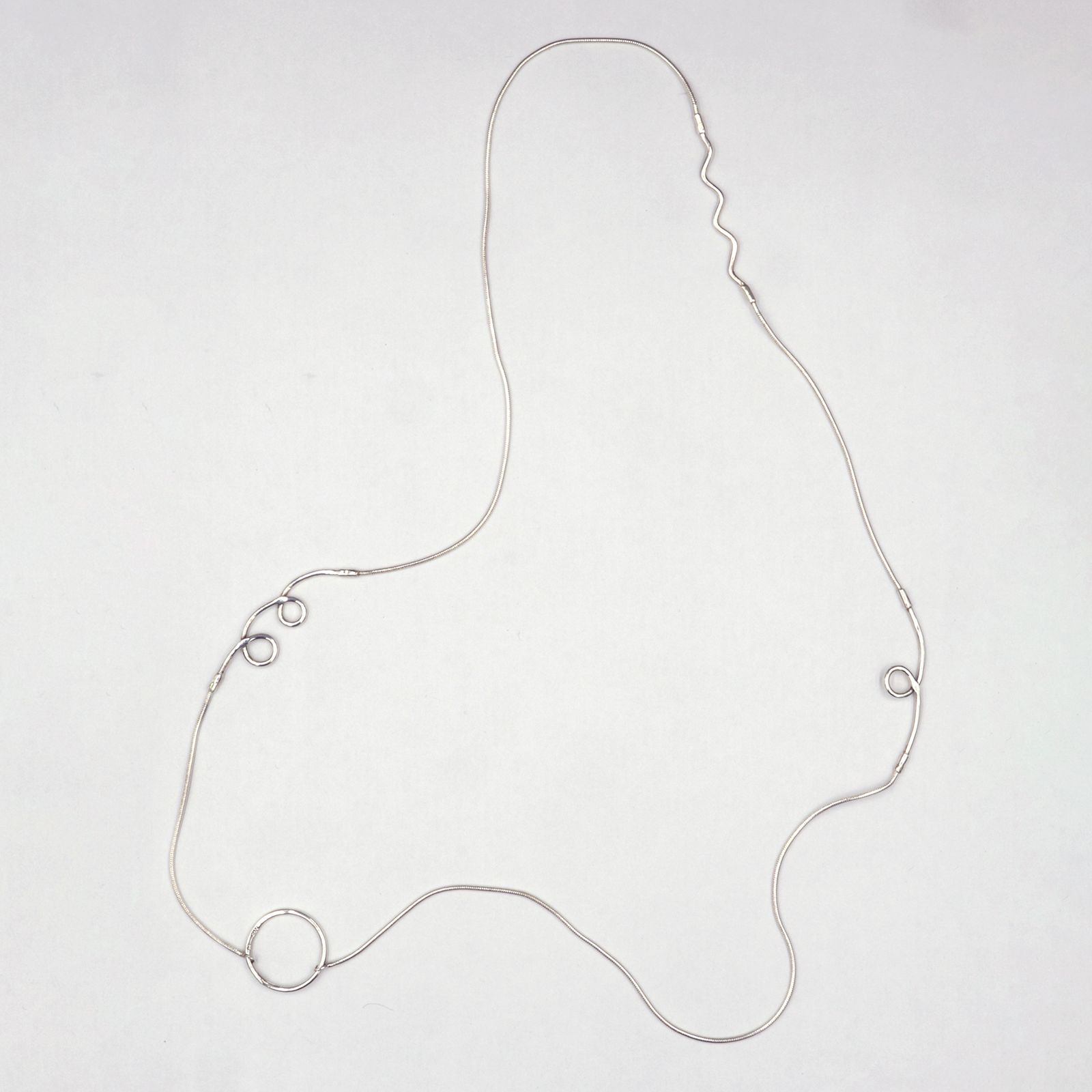 「LINE NECKLACE MIX」ネックレス