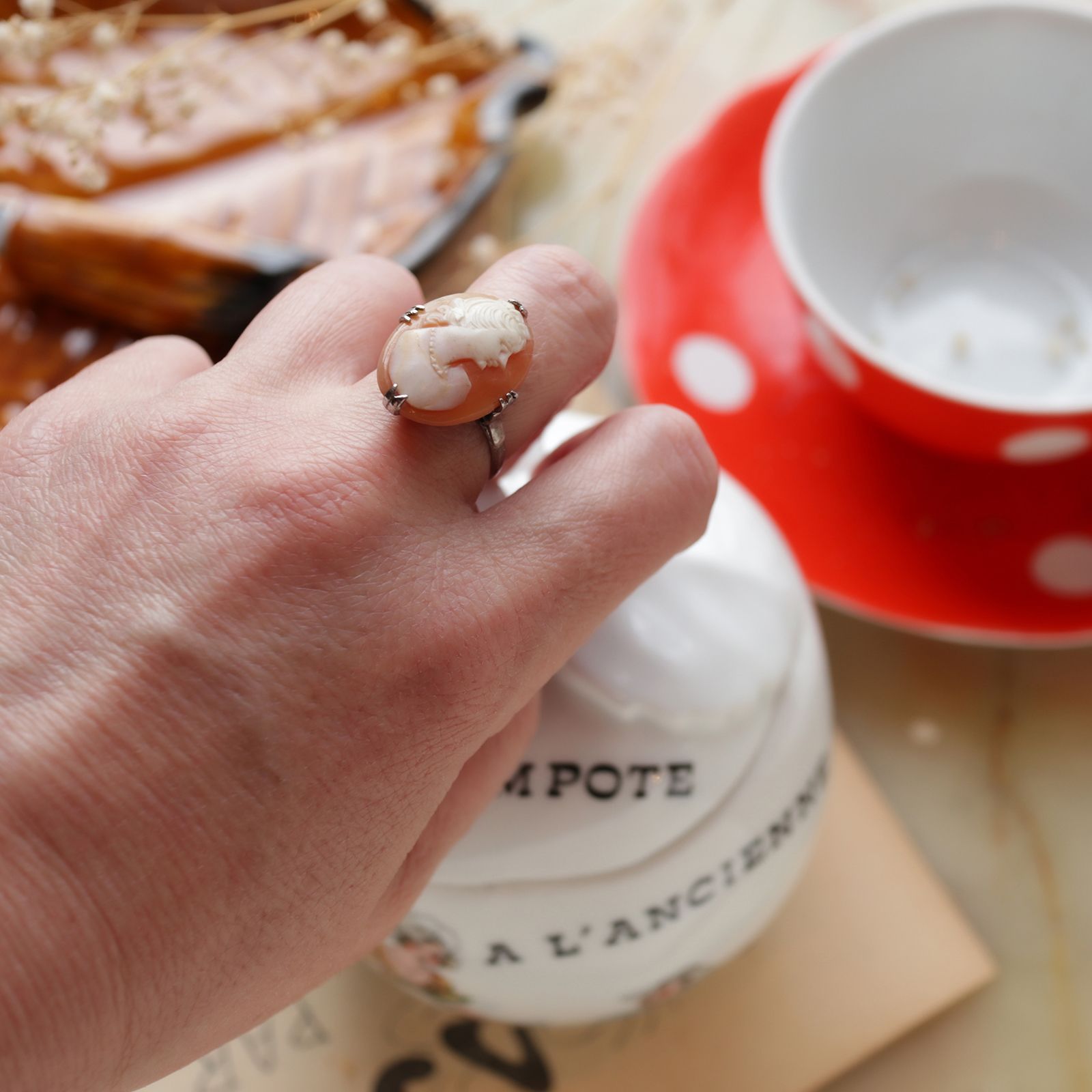 「シェルカメオ」リング イタリア