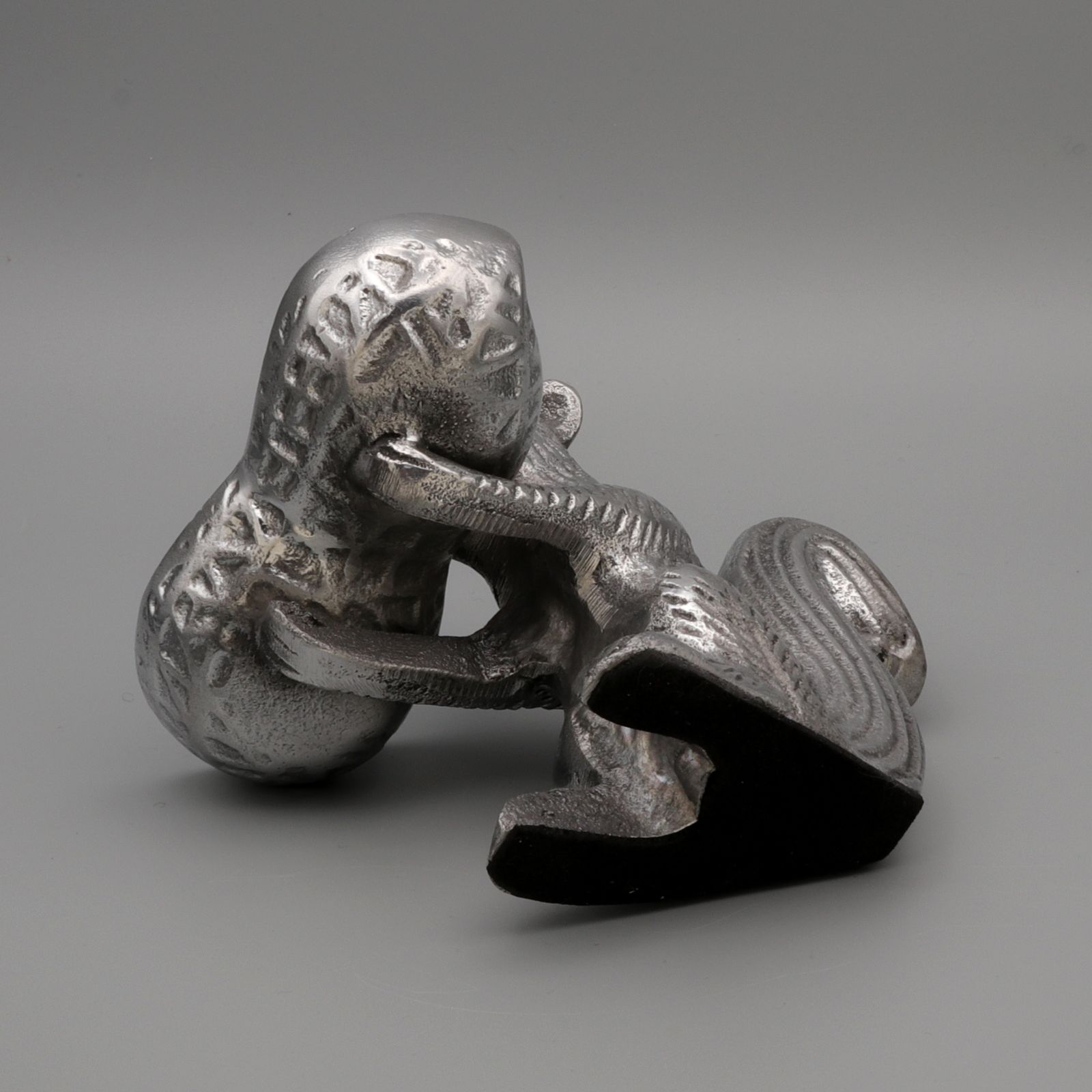 「Squirrel & Nuts」Silver