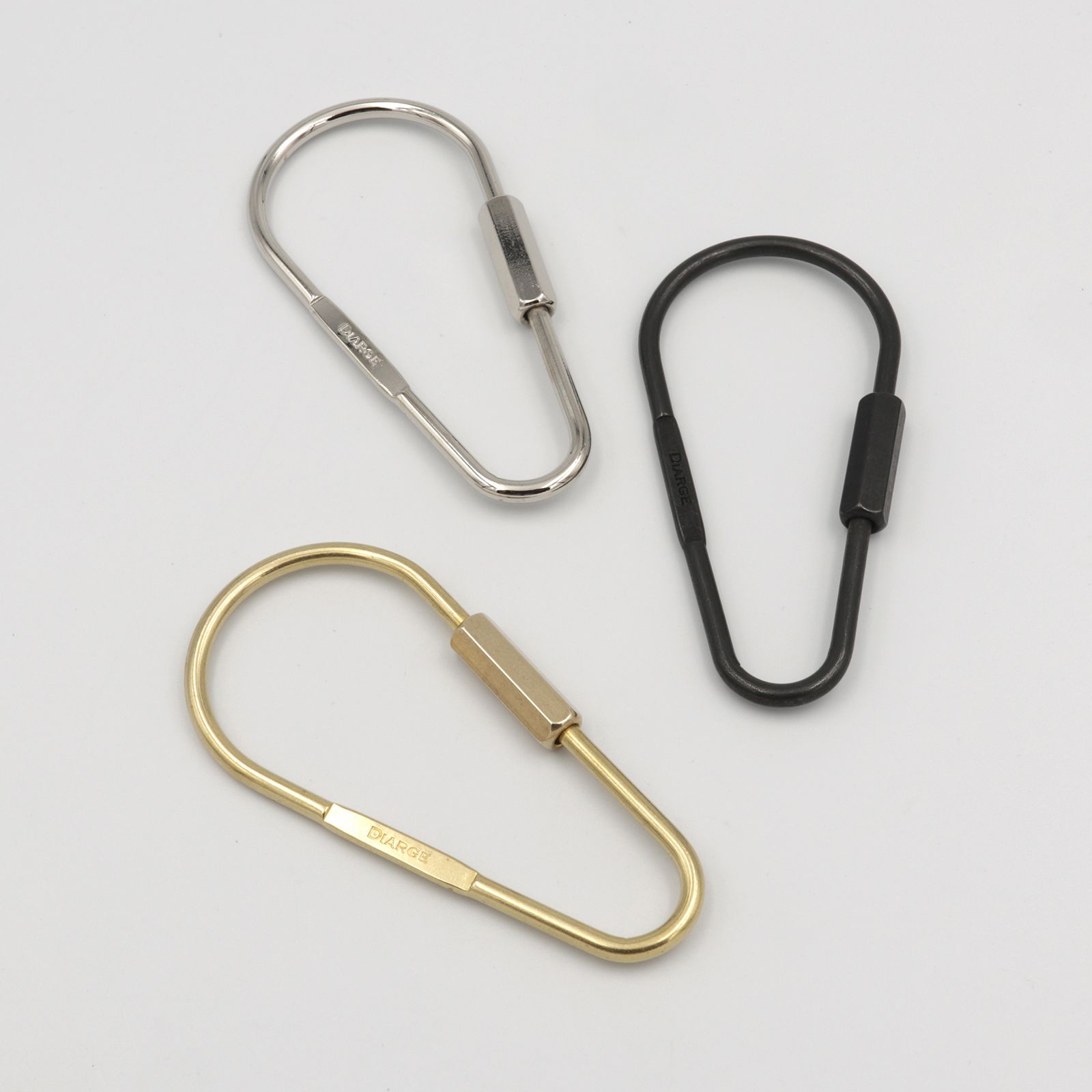 「DROP CARABINER KEYRING」キーリング ゴールド