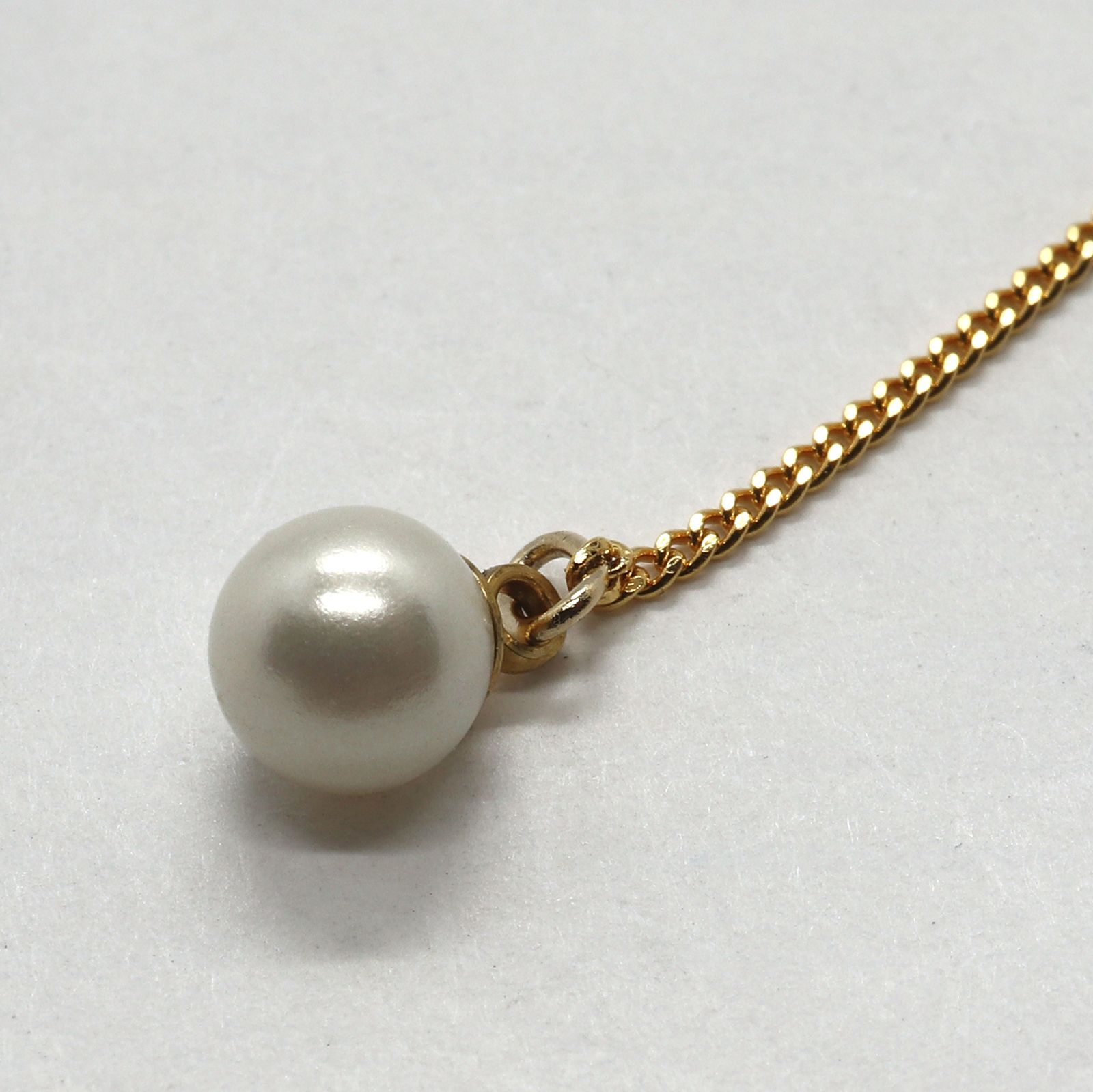 「hypnosis pierce」ピアス ホワイト