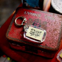 DROGUERIE BELLANGER フレンチキーホルダー
