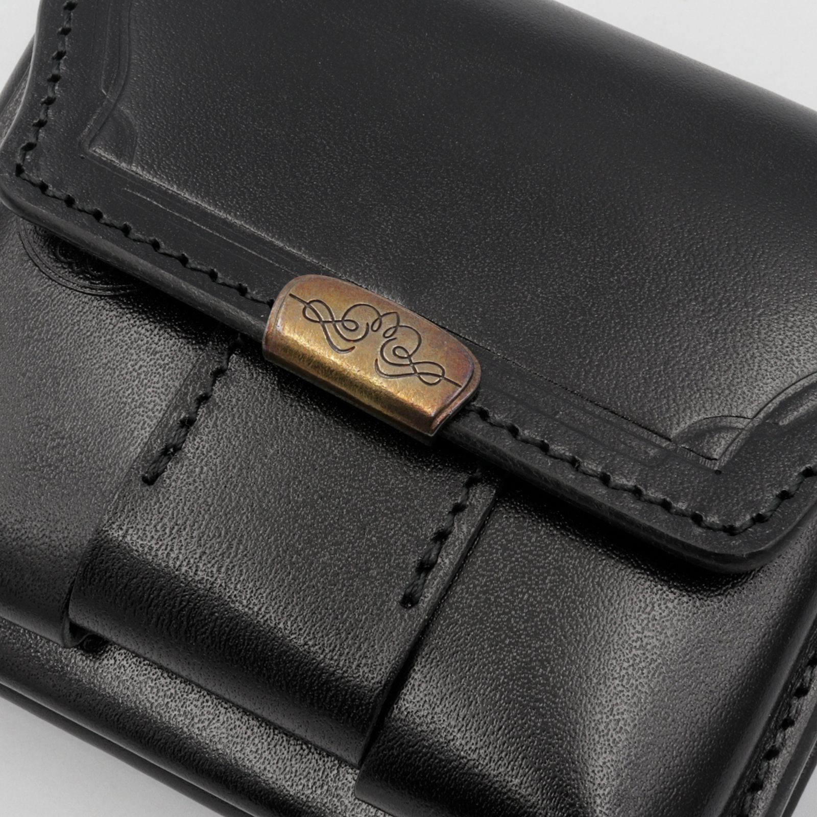 【Dual】ギャルソンコンパクトウォレット サドルプルアップ  ブラック