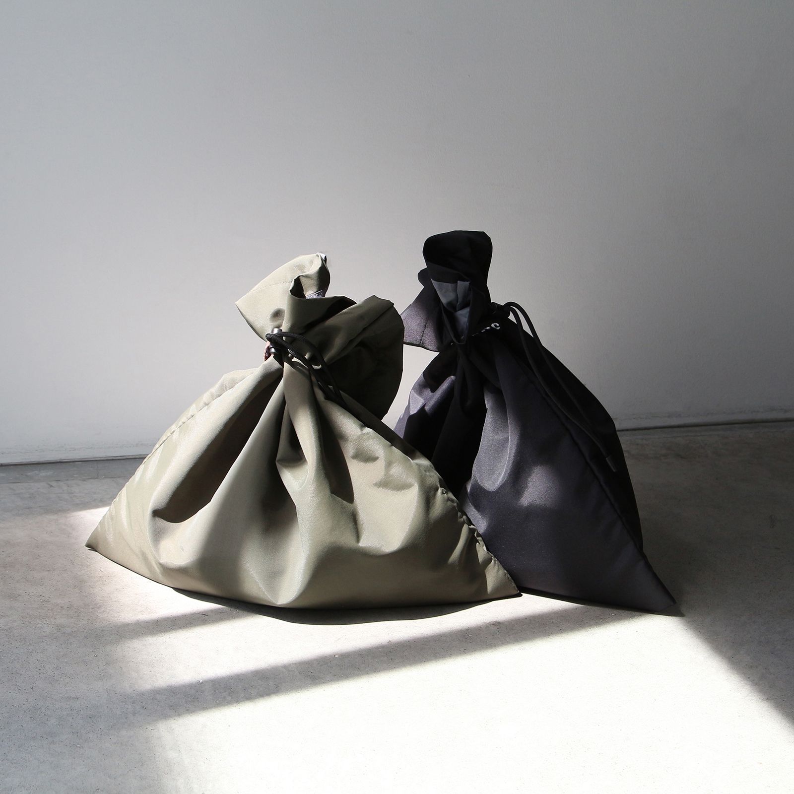 「H/M EDC Drawstring Bag」 Black 【millvalley & HERE】
