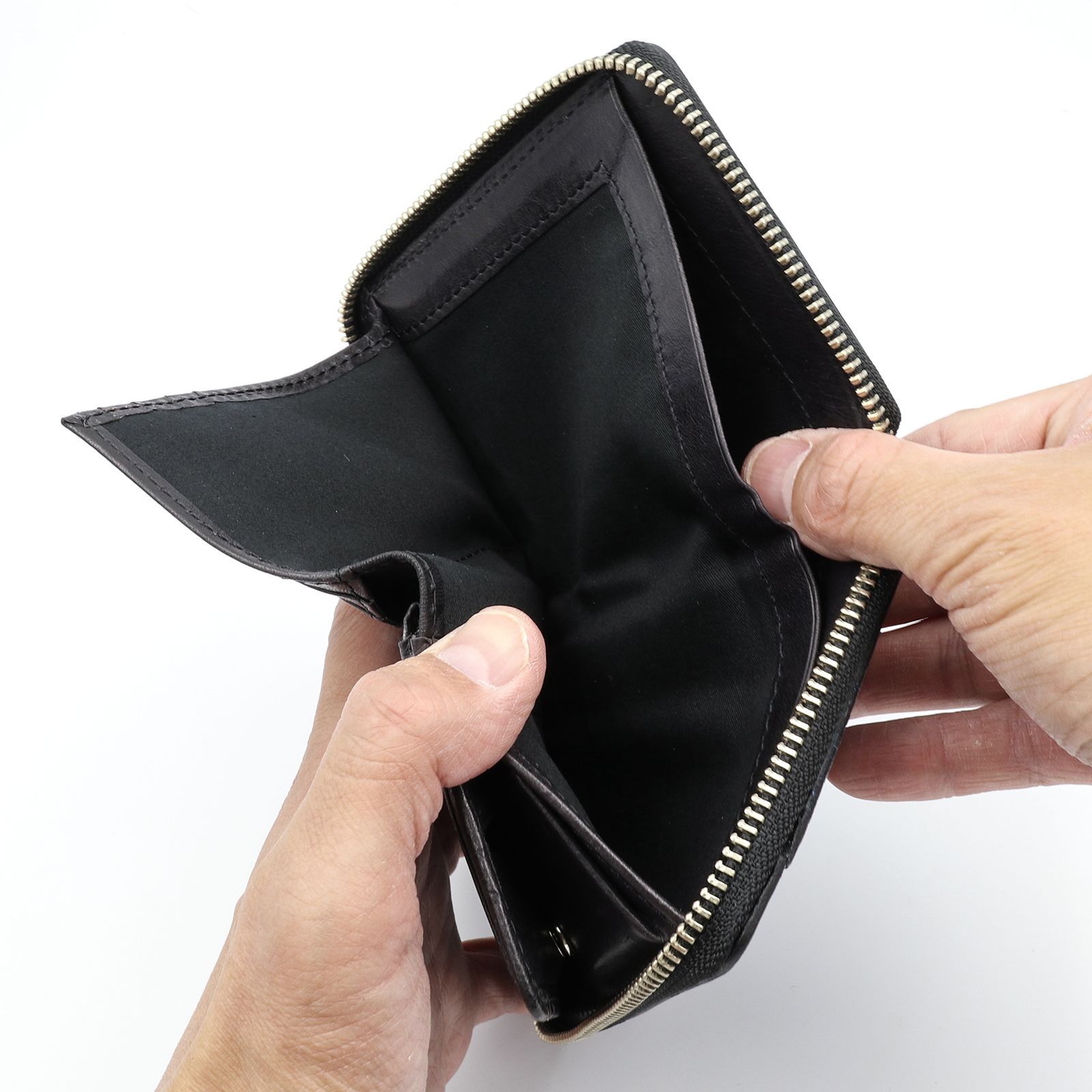 「MOKU」ラウンドミドル財布 ブラック