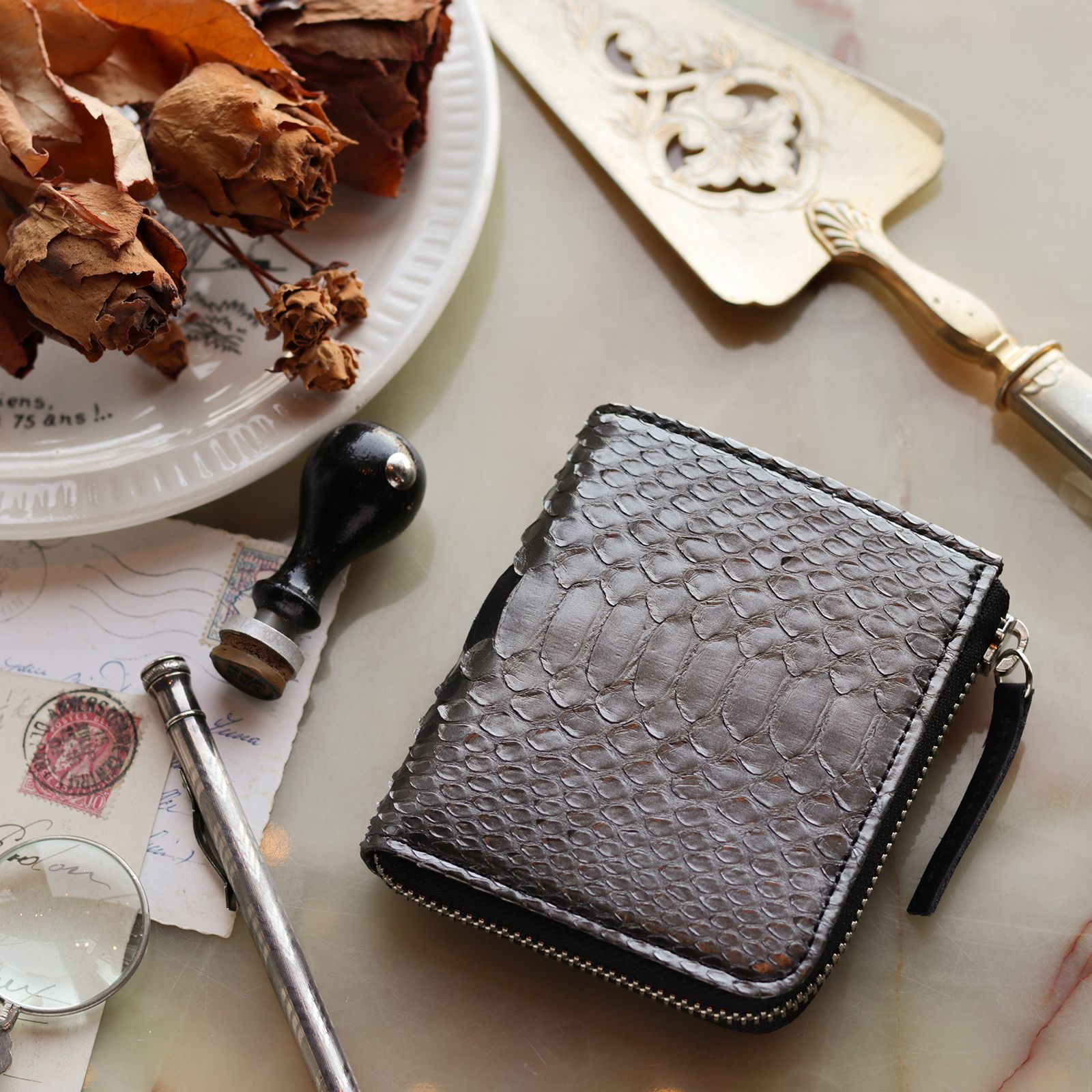 HEBI」Lファスナーコンパクト財布 ブラック