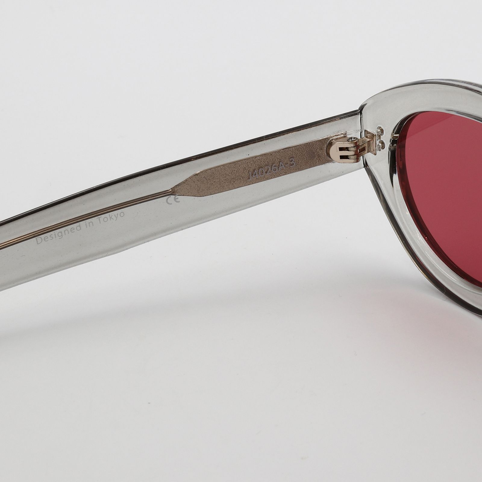 「Vanessa」Sunglasses Gray × Red Lens
