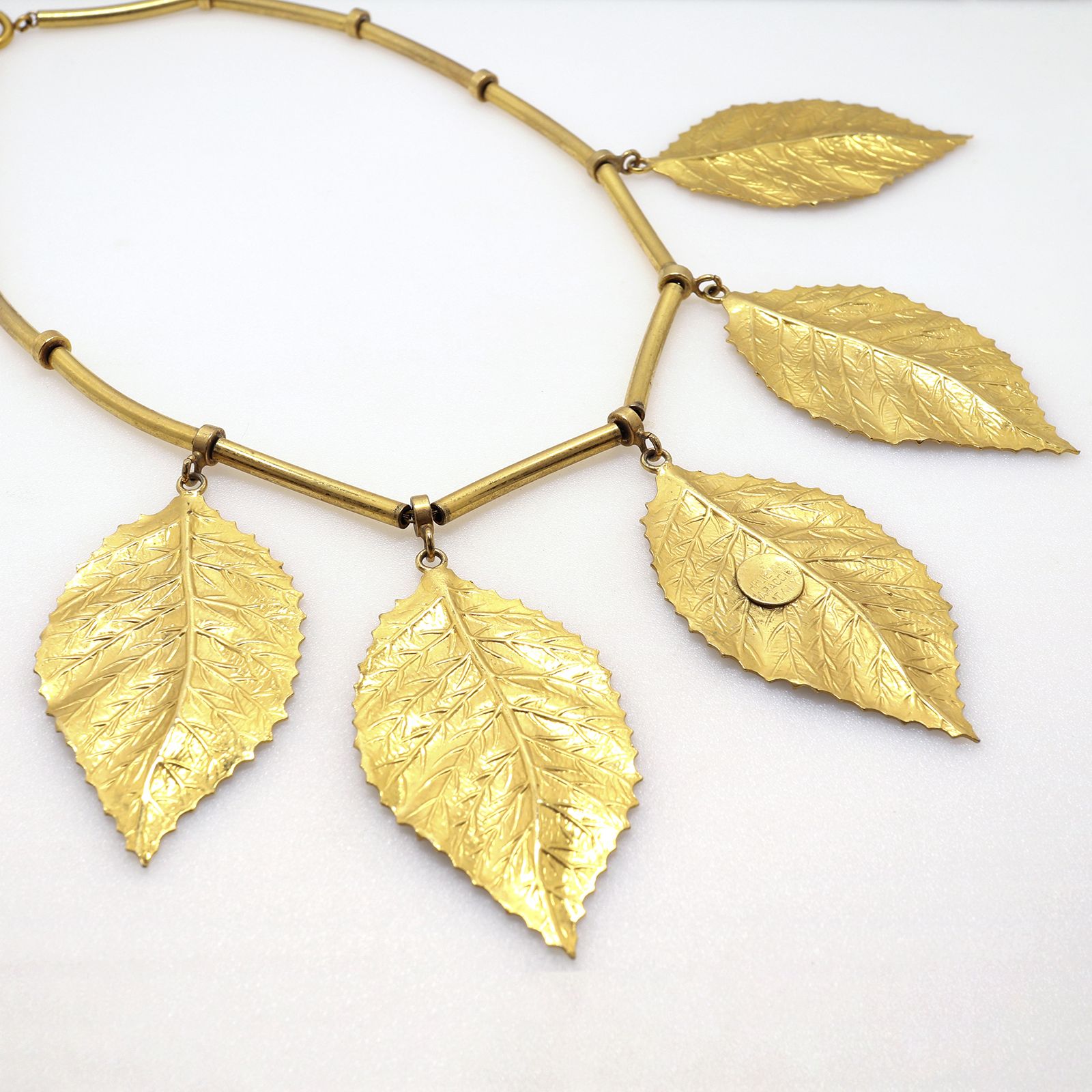 「スイングゴールデンリーフ」ネックレス イタリア