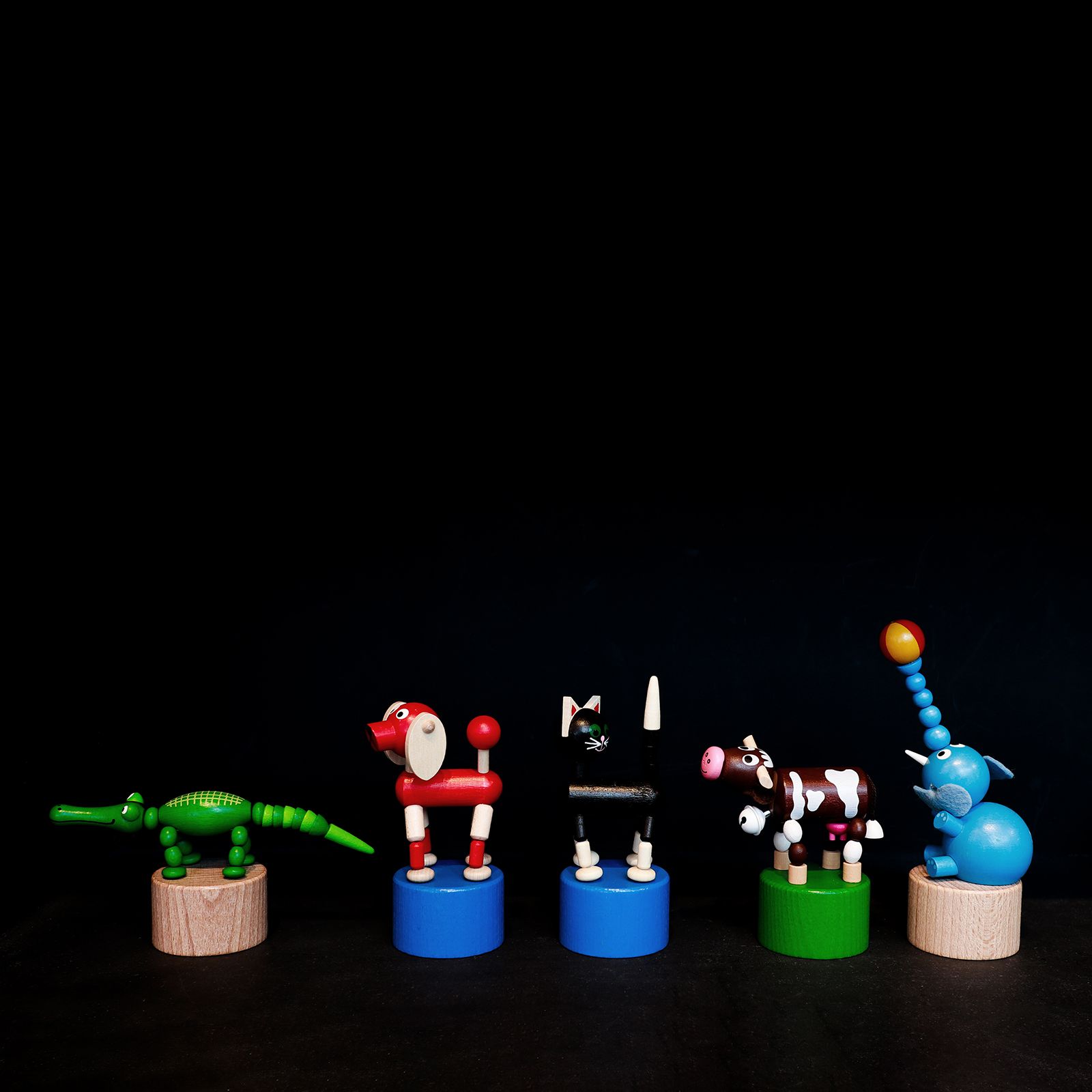 「Cow」DETOA Wooden Push Toy