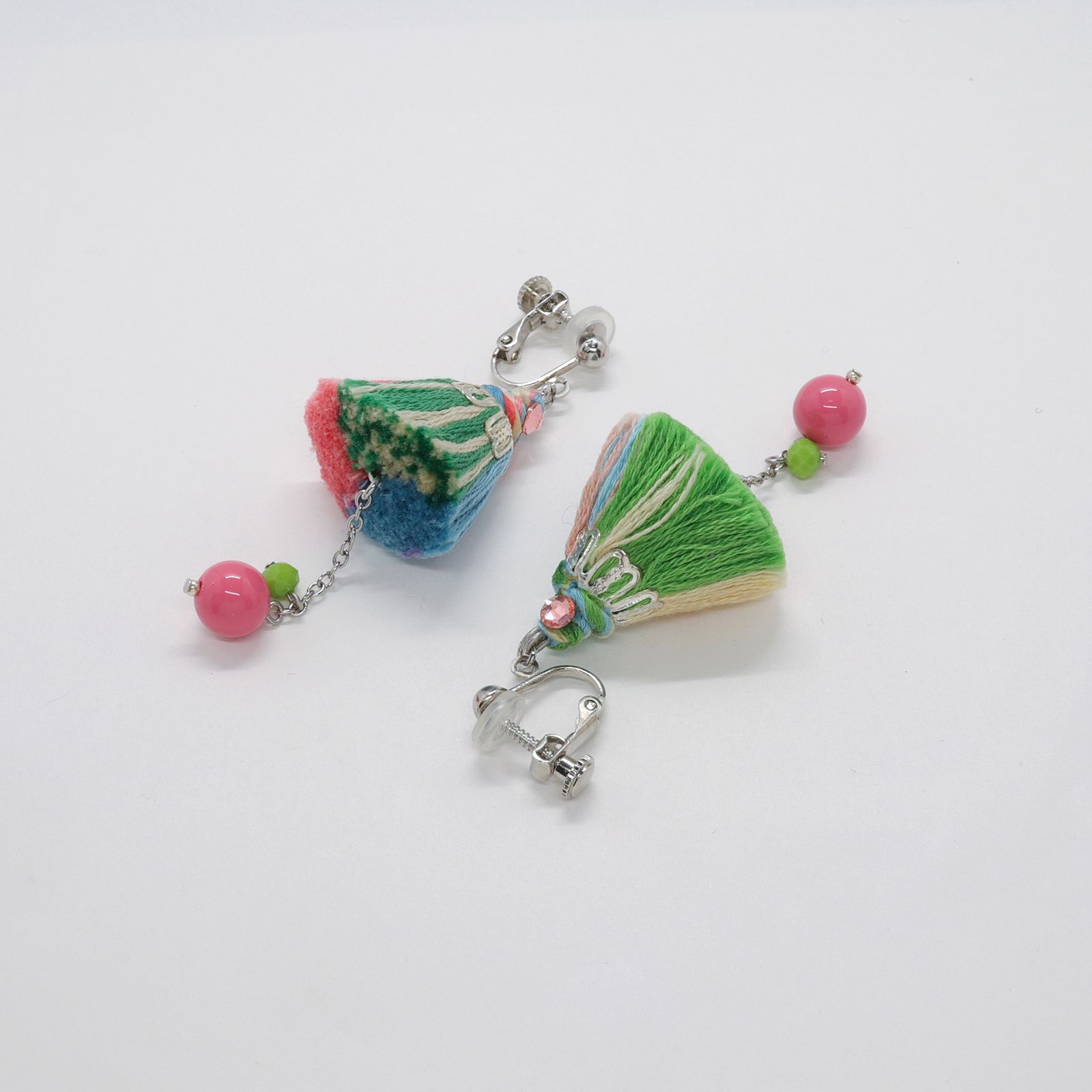 「Le conte de Pamellah シンメトリー」イヤリング