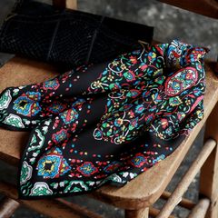 「チロリアン万華鏡」ヴィンテージスカーフ ヨーロッパ
