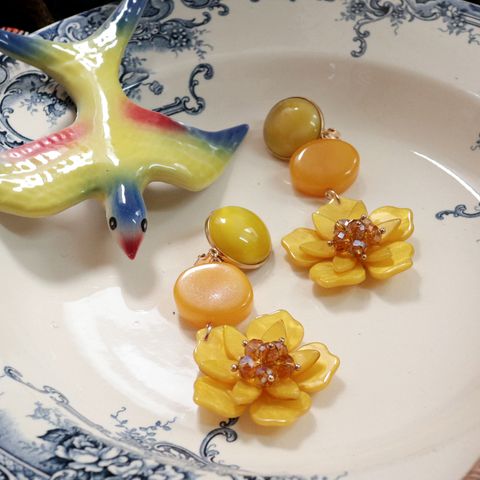 「クレマチスデコレーション」イヤリング