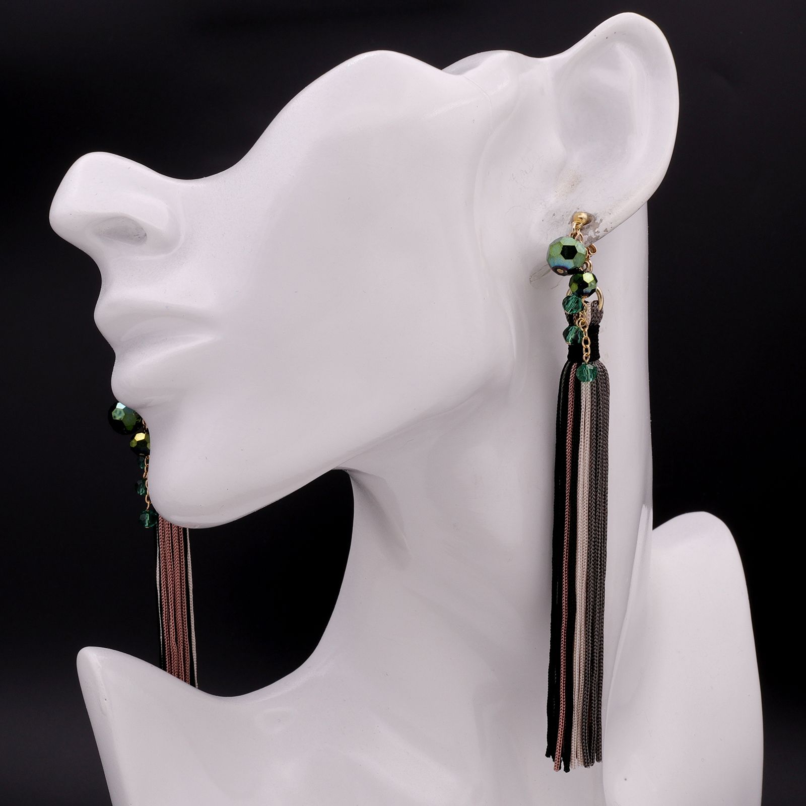 「TEO」ピアス
