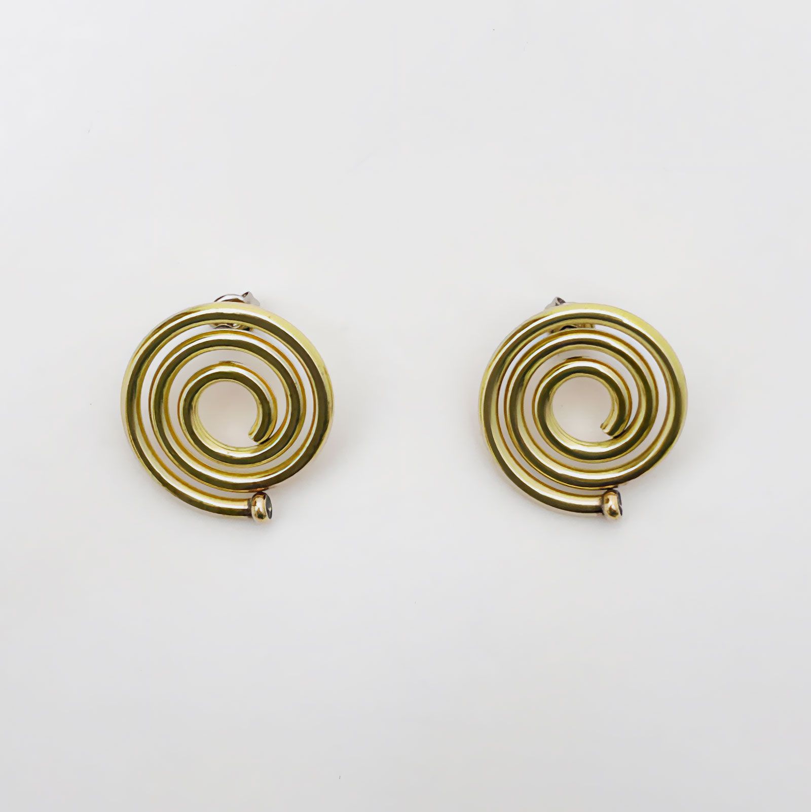 「swirl pierce」ピアス（片耳）