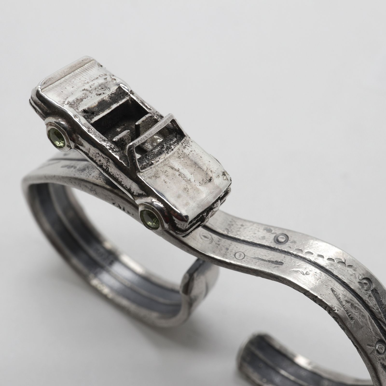 「DRIVE RING DOUBLE」リング