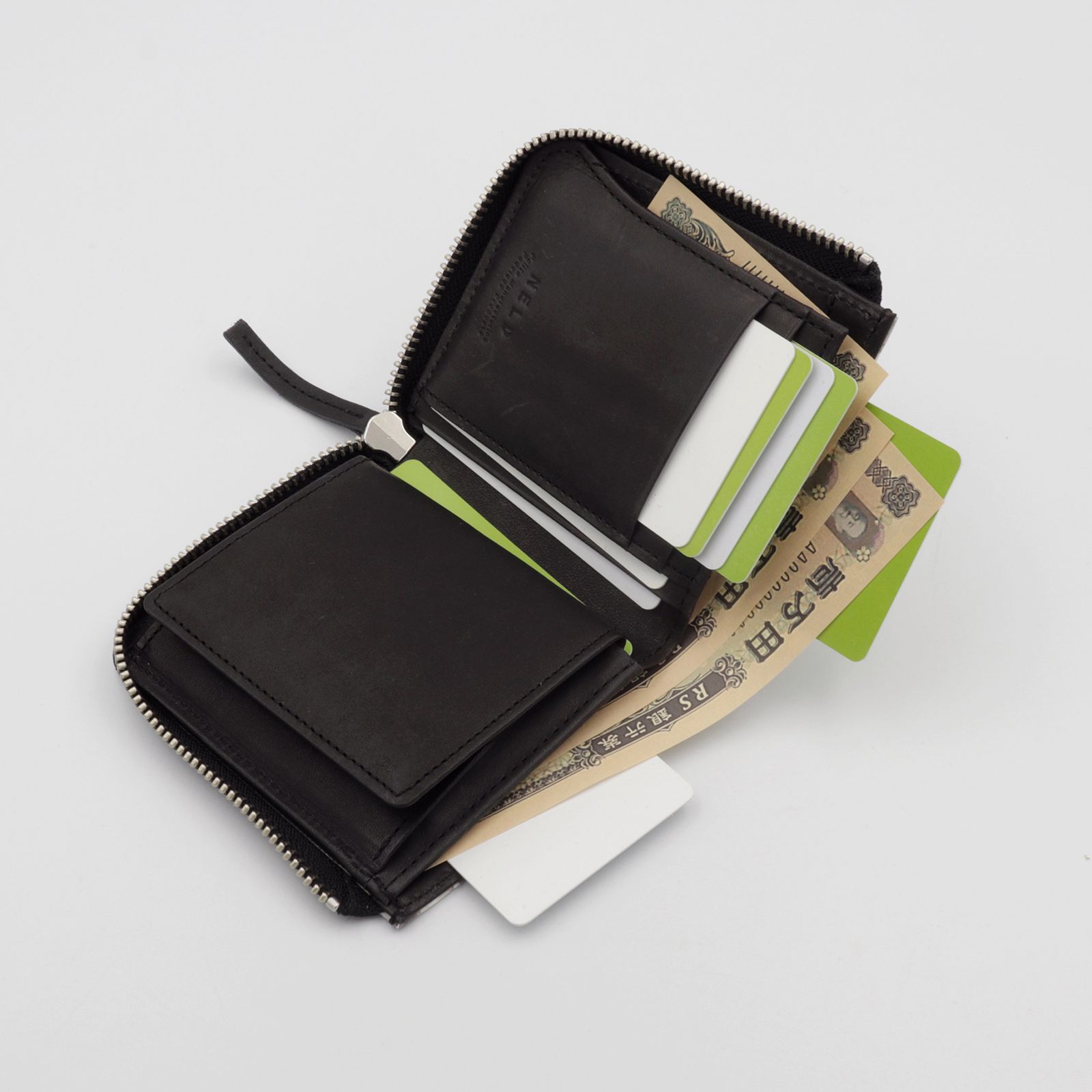 HEBI」Lファスナーコンパクト財布 ブラック