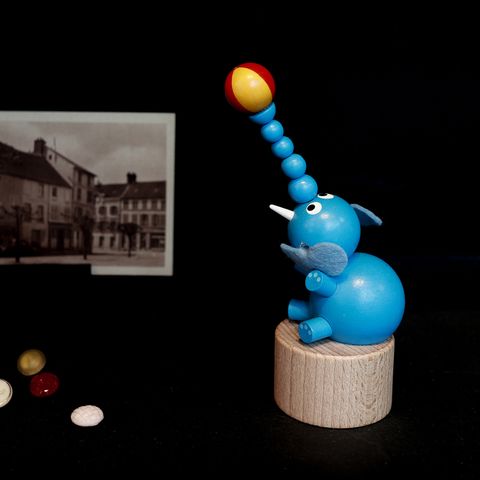 「Blue Elephant」DETOA Wooden Push Up Toy