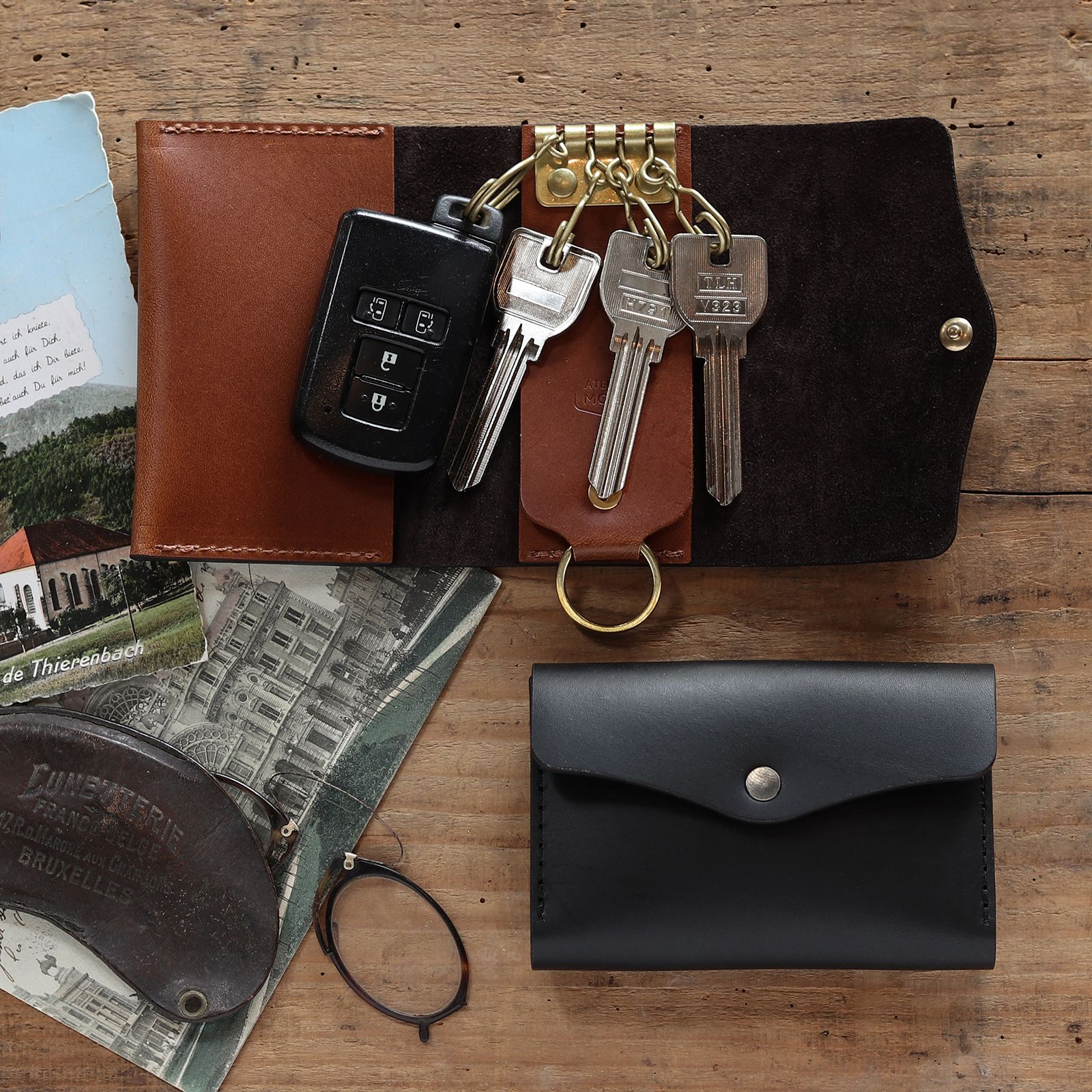 「Rich Koron Buttero」キーケース black