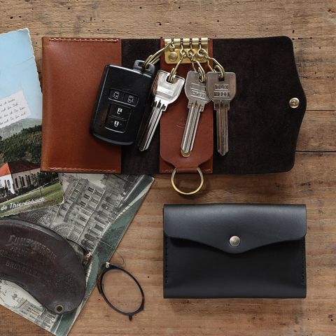 「Rich Koron Buttero」キーケース black